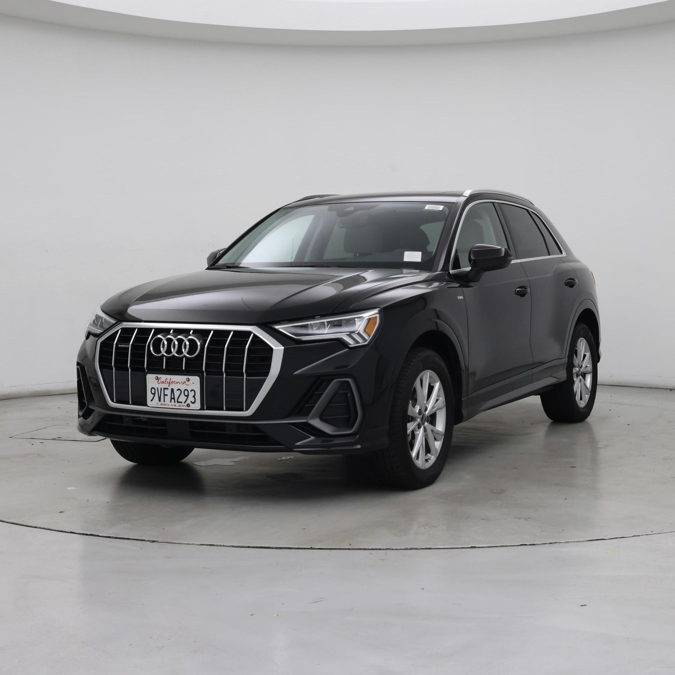 Thumbnail: 2024 Audi Q3 - 4
