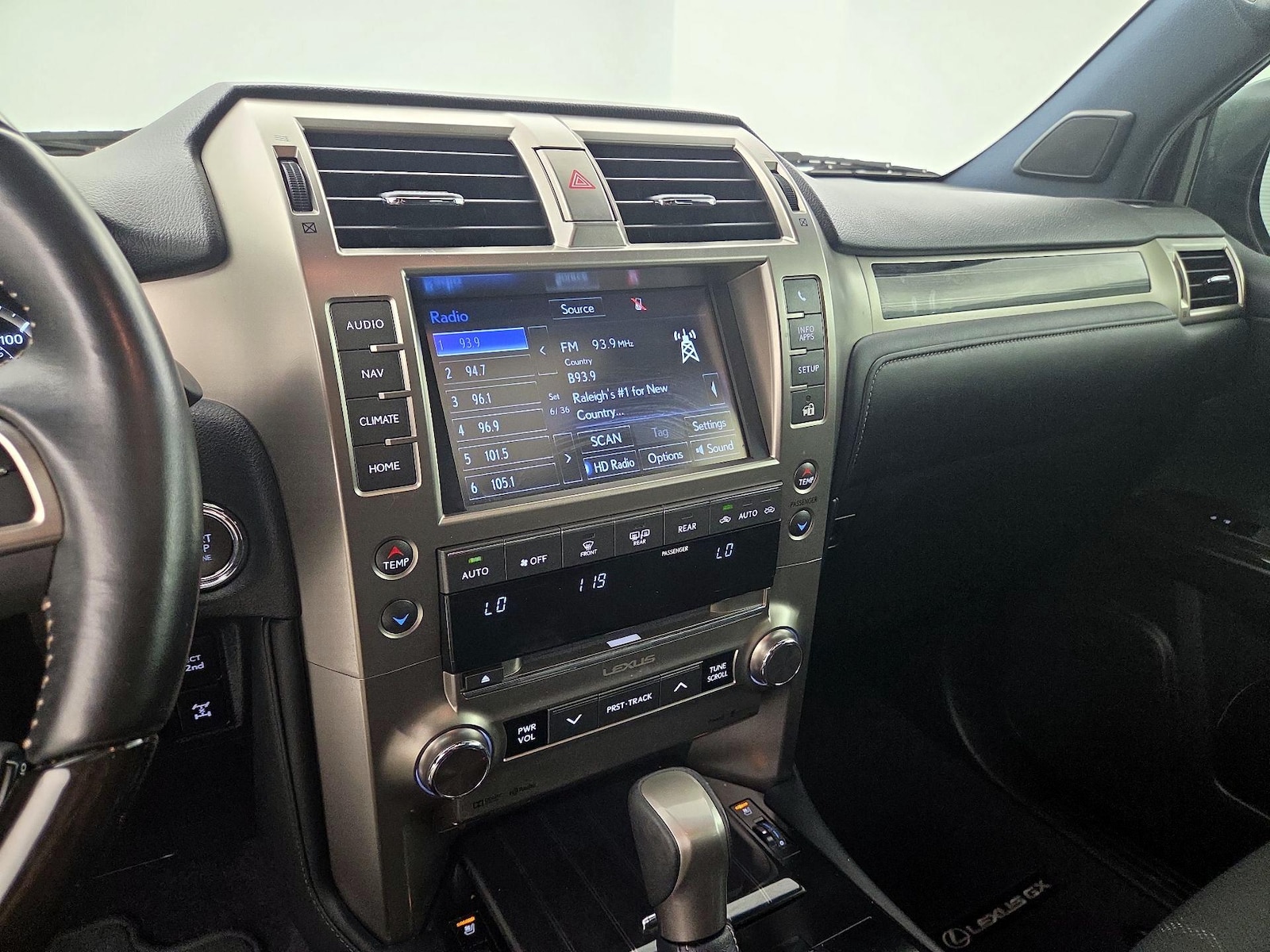 2021 Lexus GX Base - Photo 17