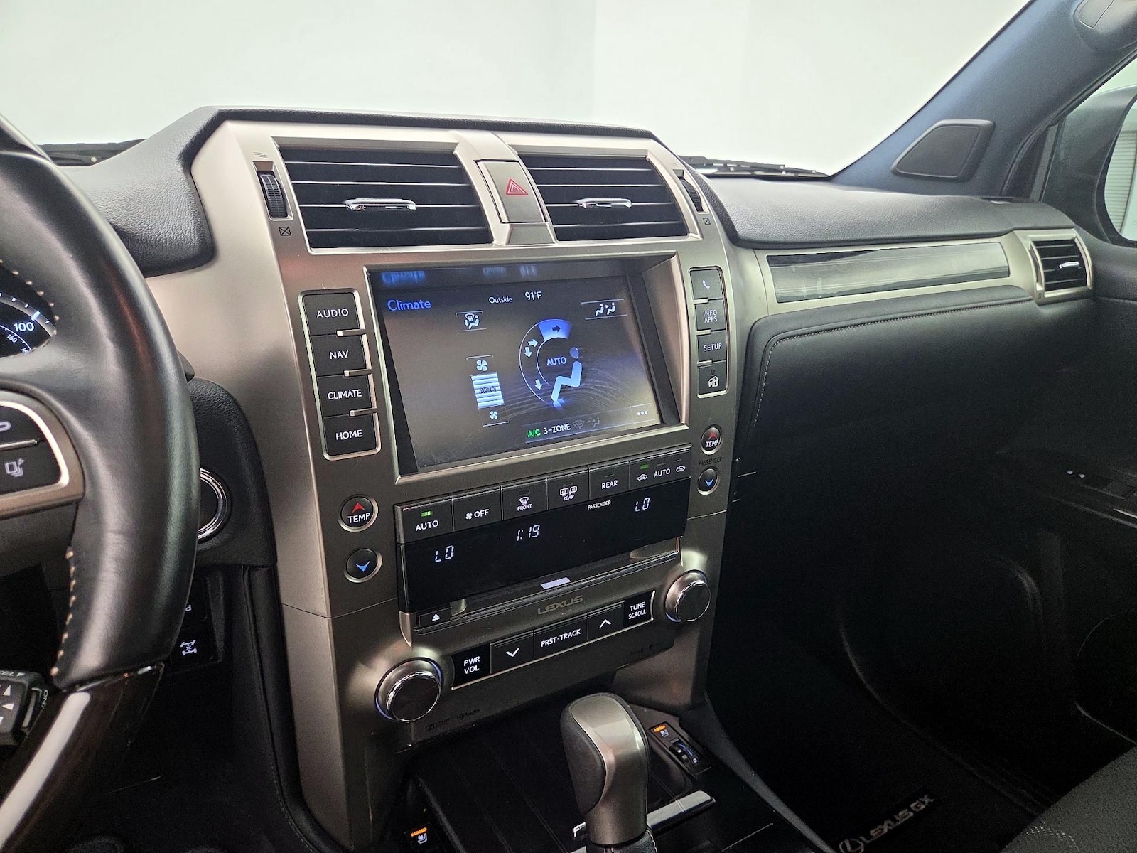 2021 Lexus GX Base - Photo 18