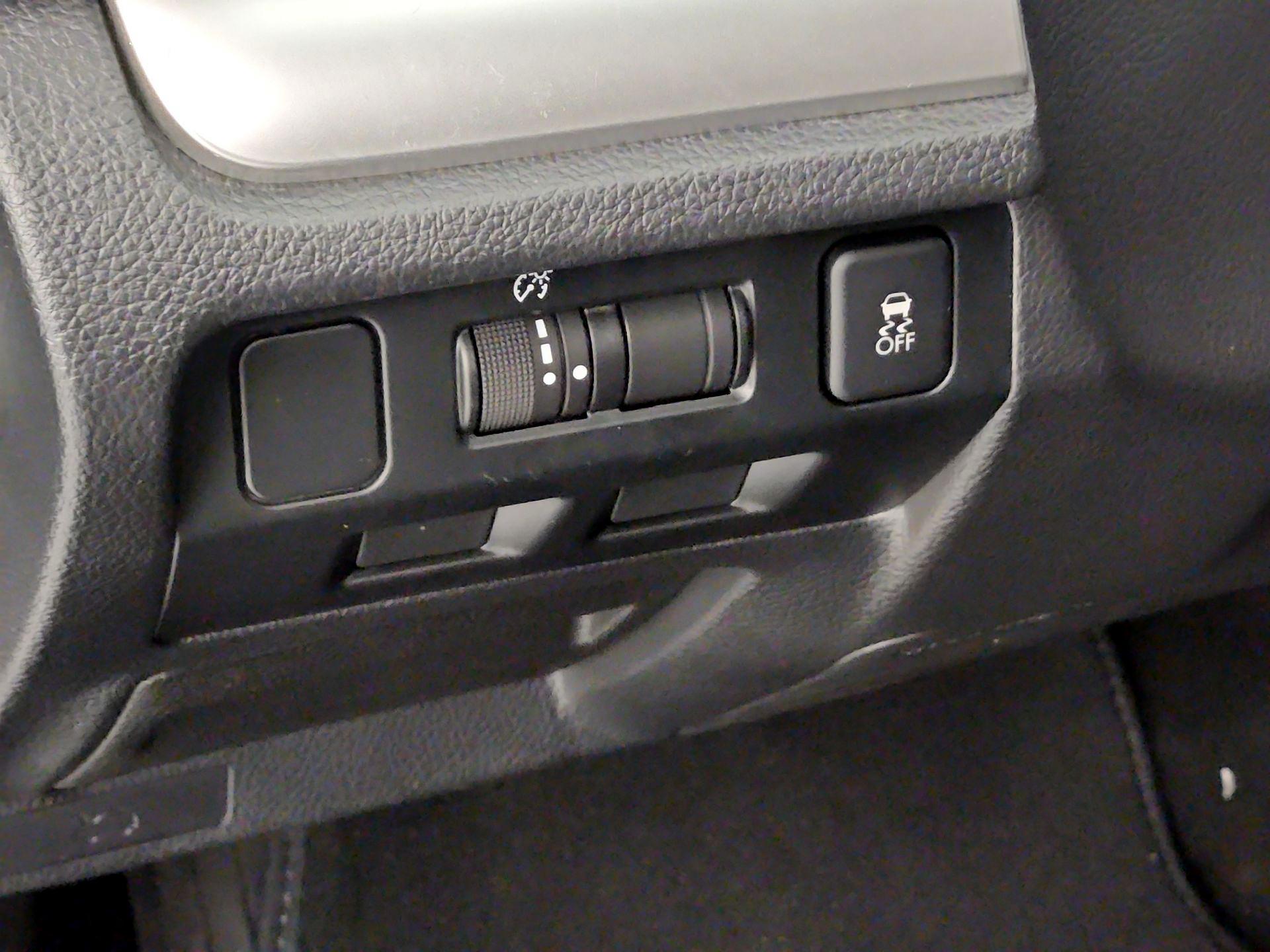 Thumbnail: 2015 Subaru XV Crosstrek - 13