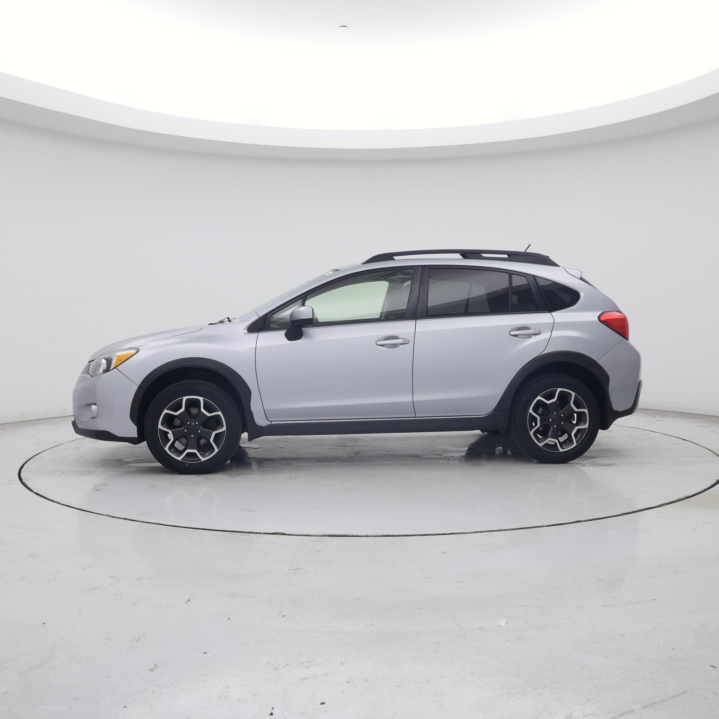 Thumbnail: 2015 Subaru XV Crosstrek - 3