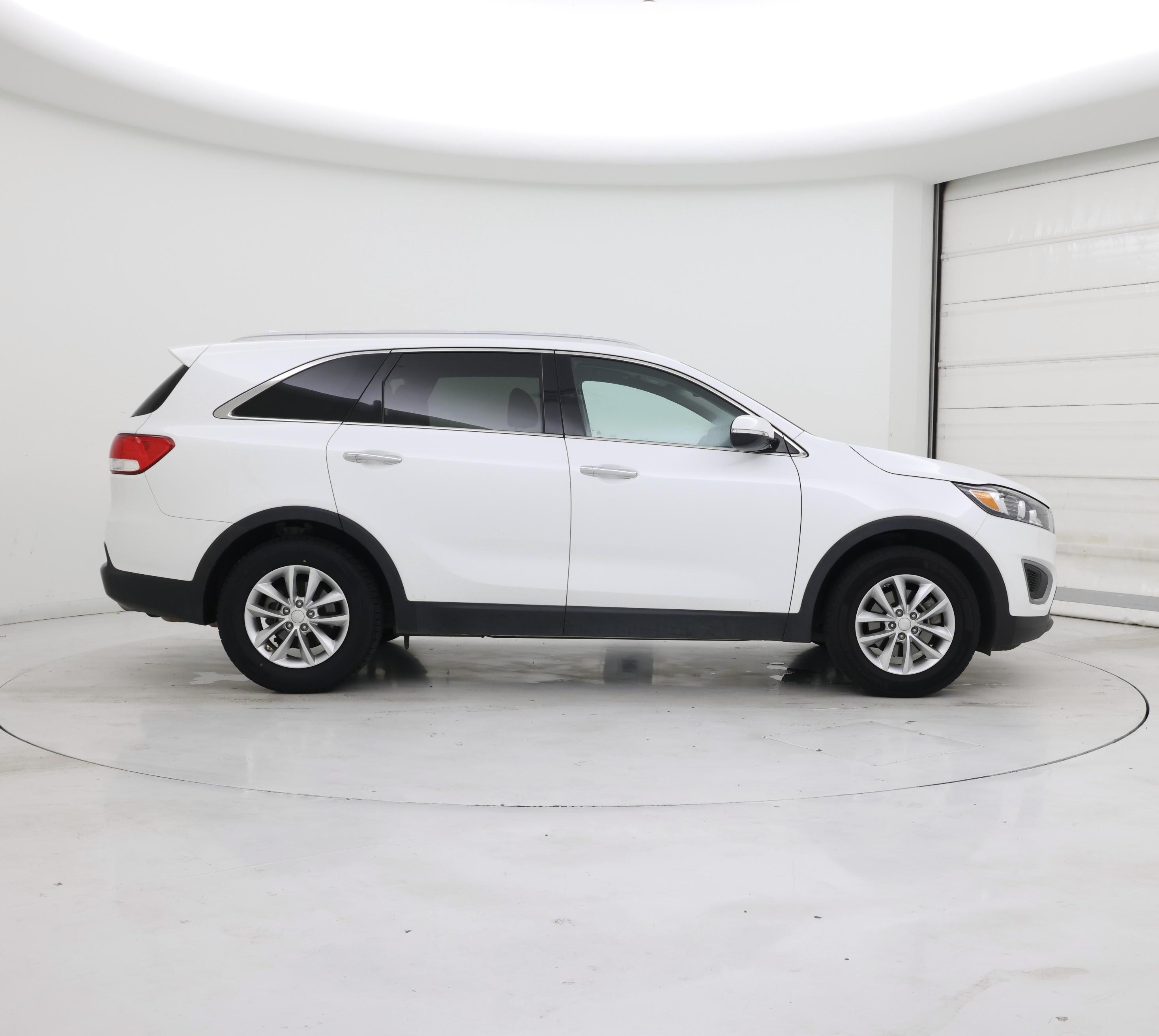 Thumbnail: 2018 Kia Sorento - 7