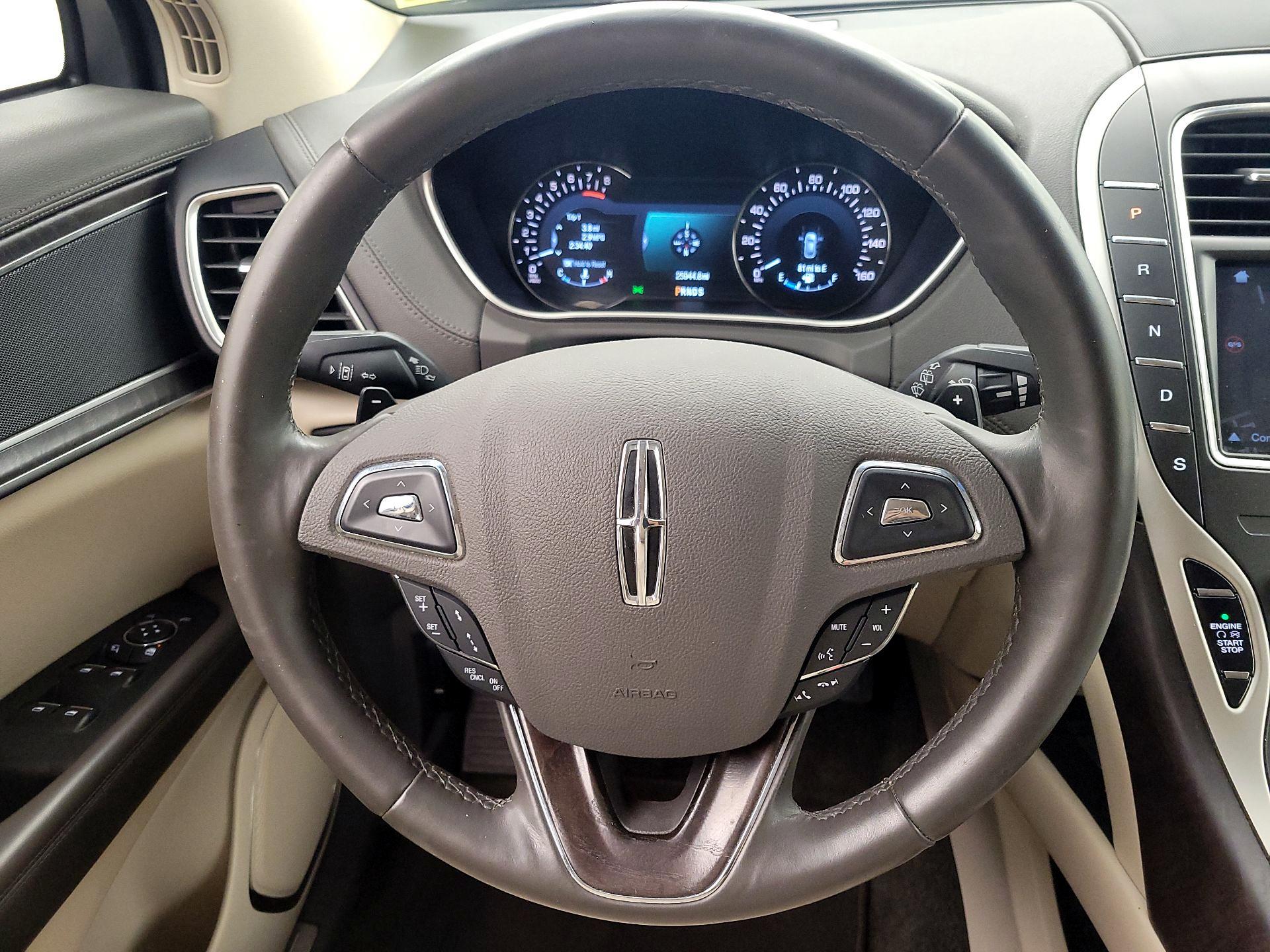 Thumbnail: 2016 Lincoln MKX - 10