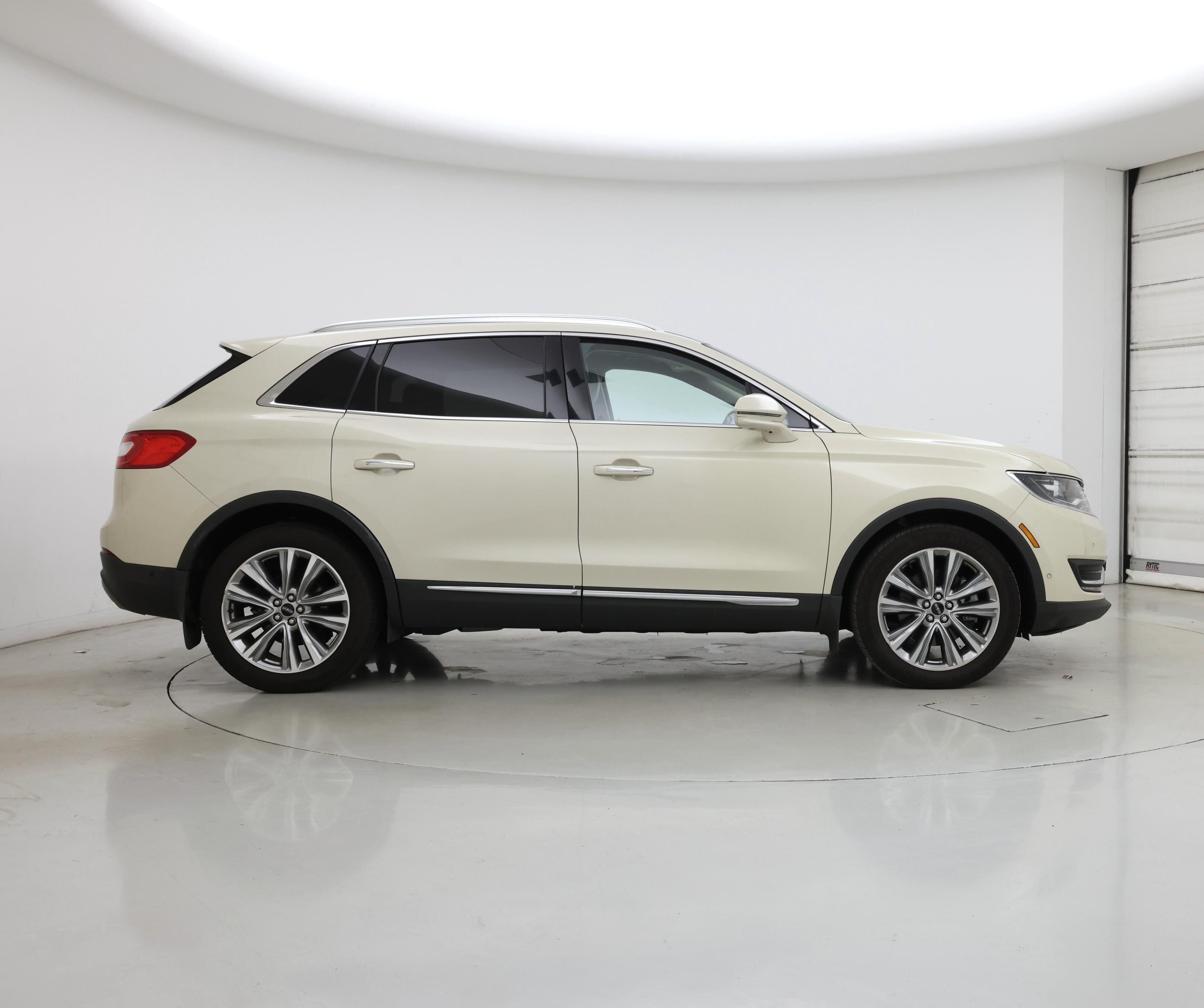 Thumbnail: 2016 Lincoln MKX - 7
