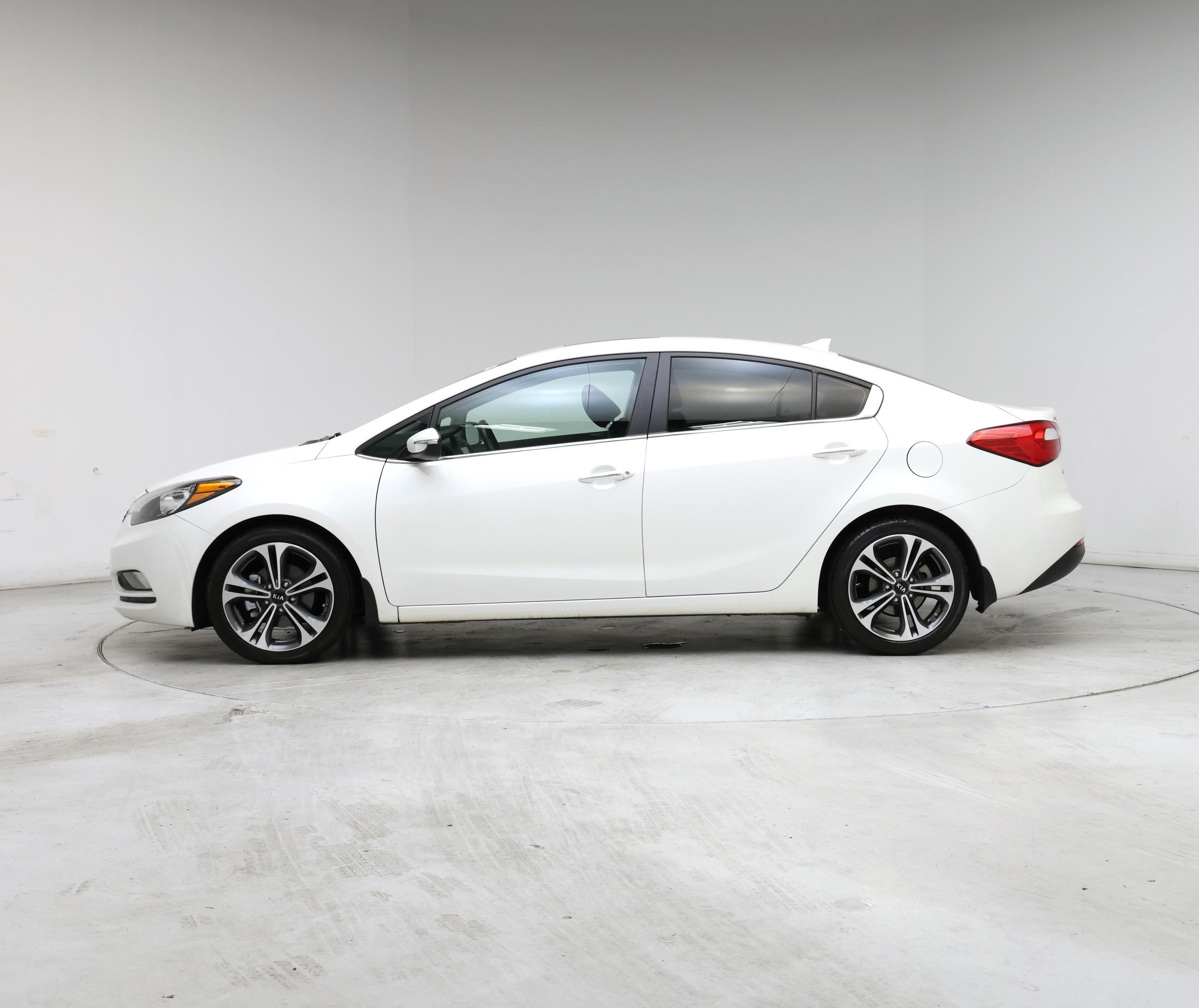 Thumbnail: 2016 Kia Forte - 3