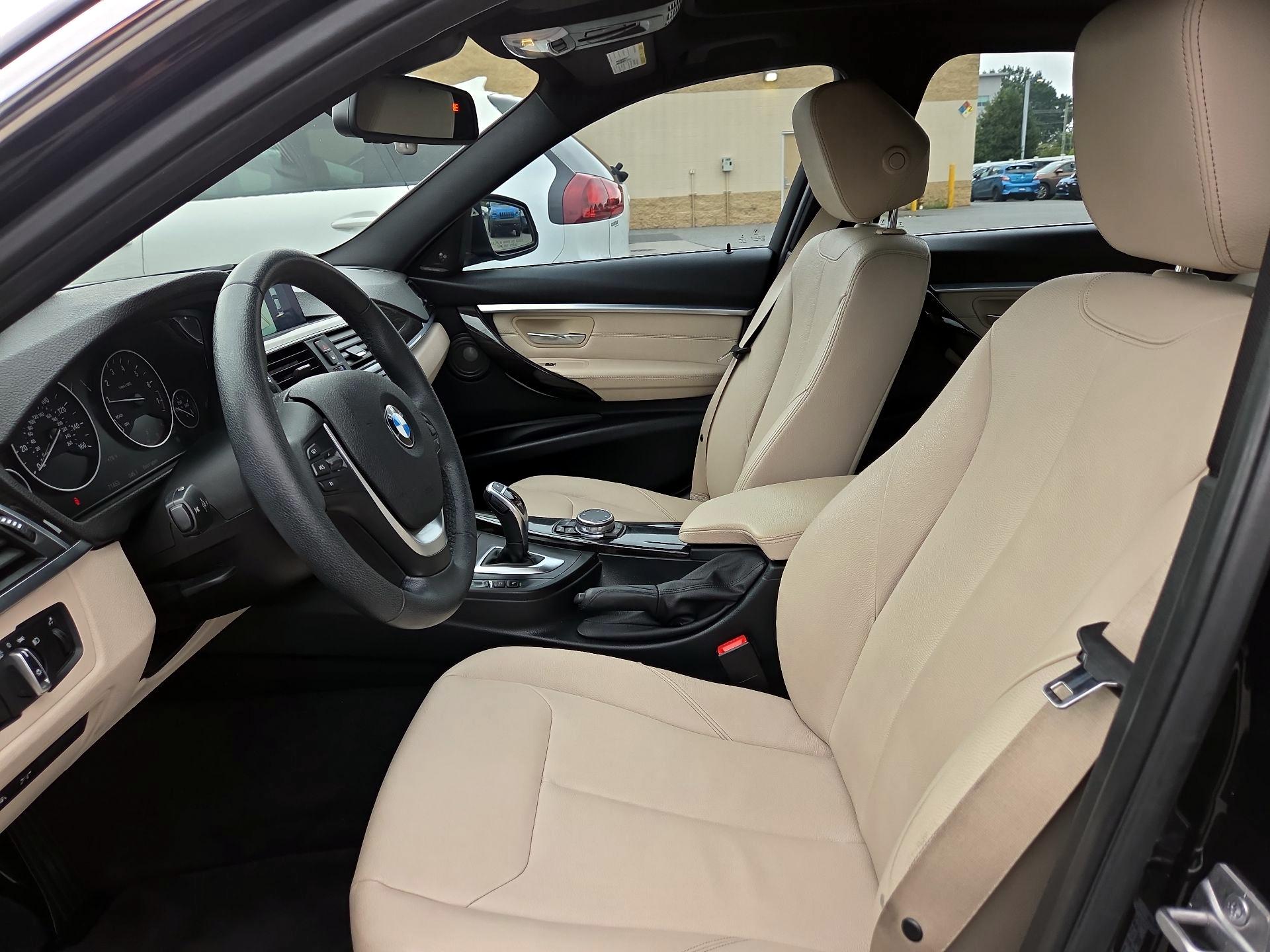 Thumbnail: 2016 BMW 3 Series - 11