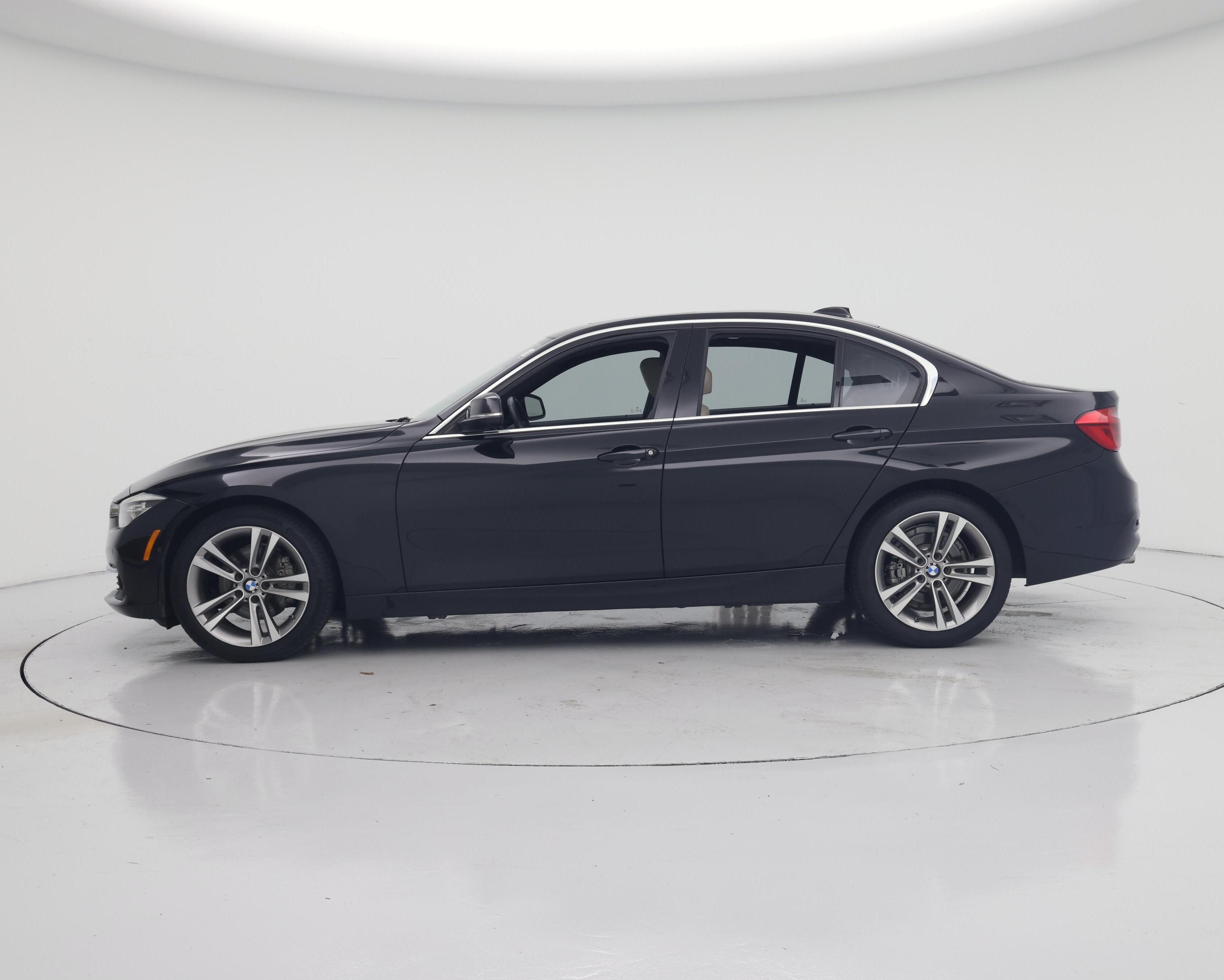 Thumbnail: 2016 BMW 3 Series - 3