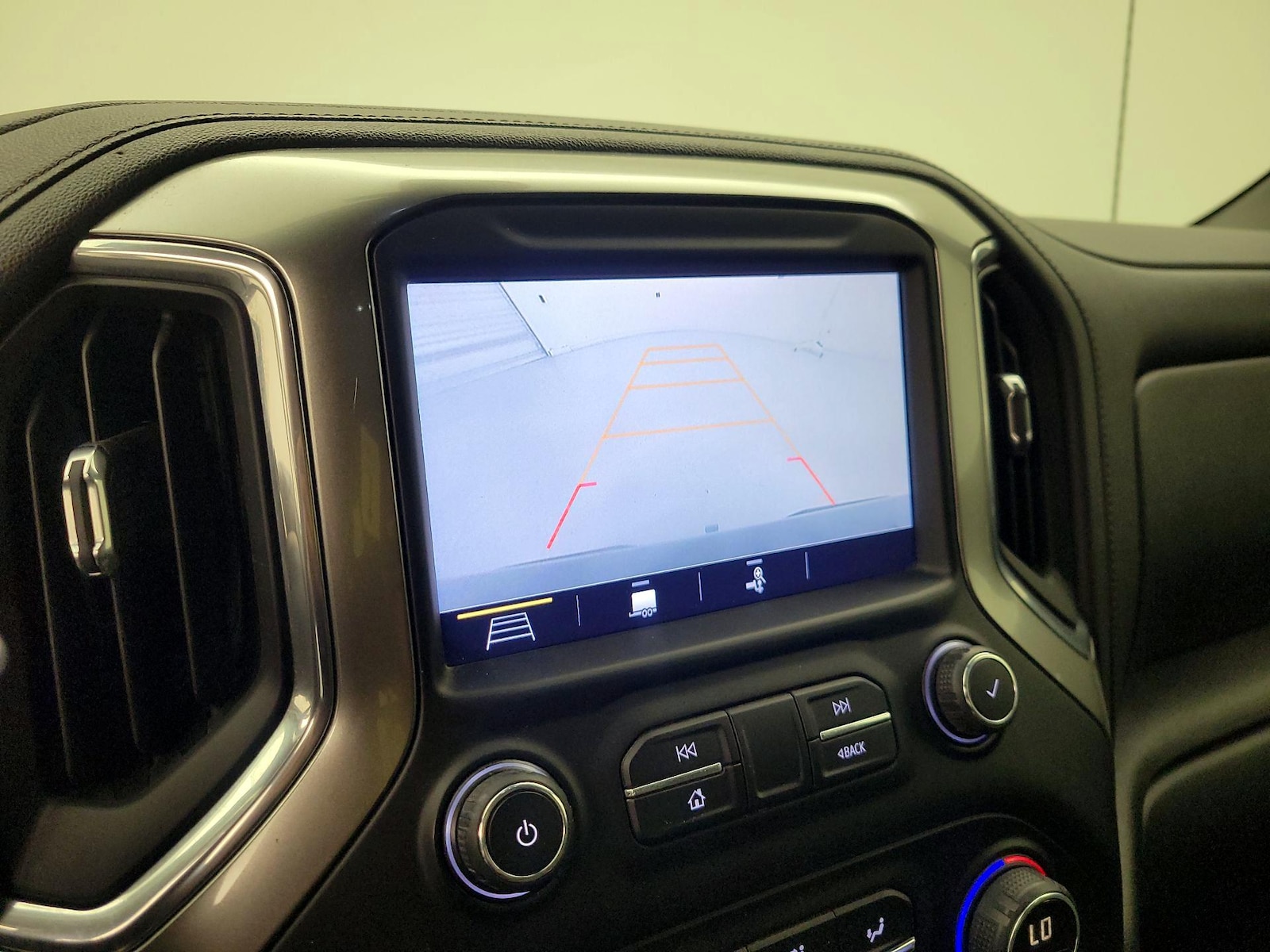 2019 Chevrolet Silverado 1500 LTZ - Photo 16