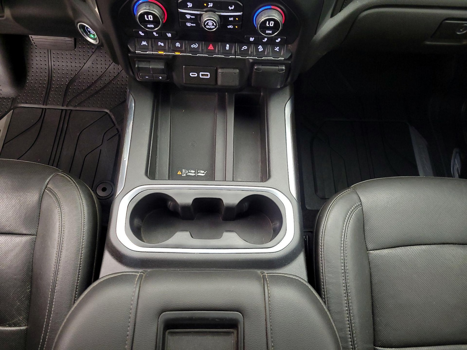 2019 Chevrolet Silverado 1500 LTZ - Photo 19