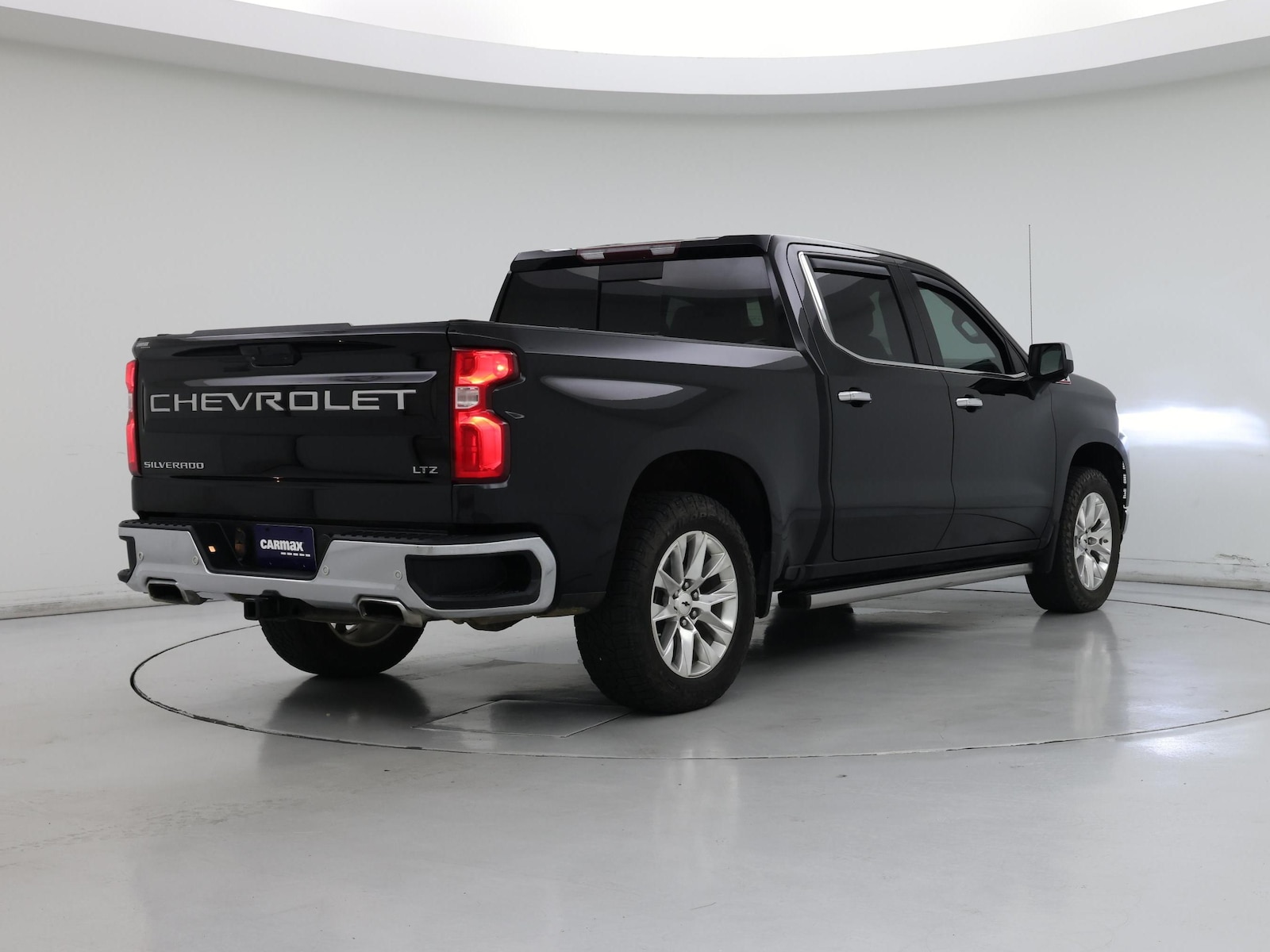2019 Chevrolet Silverado 1500 LTZ - Photo 9