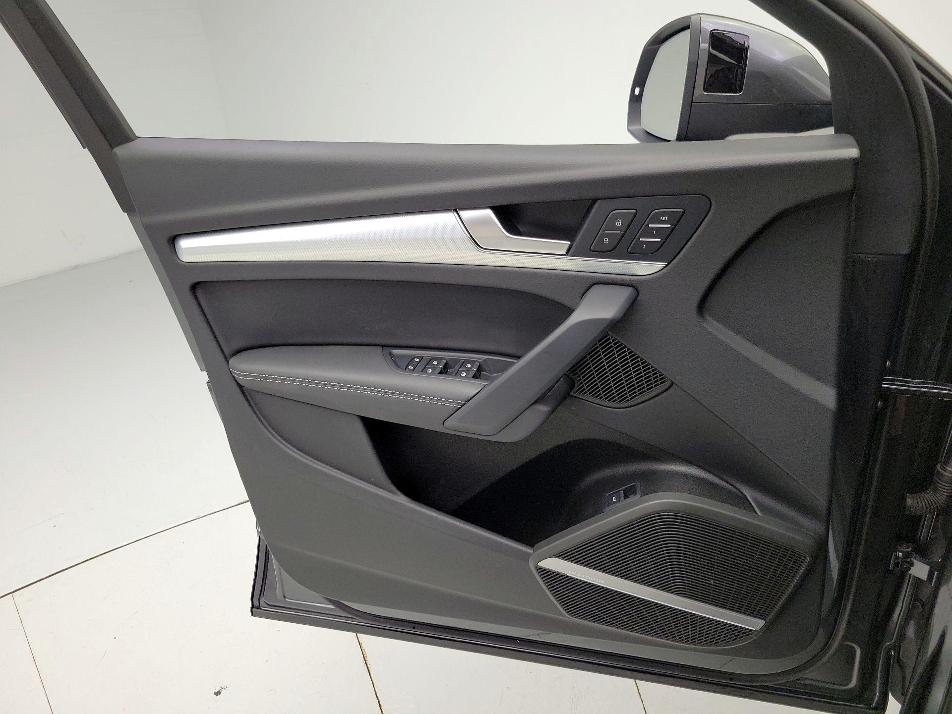 Thumbnail: 2024 Audi Q5 - 12