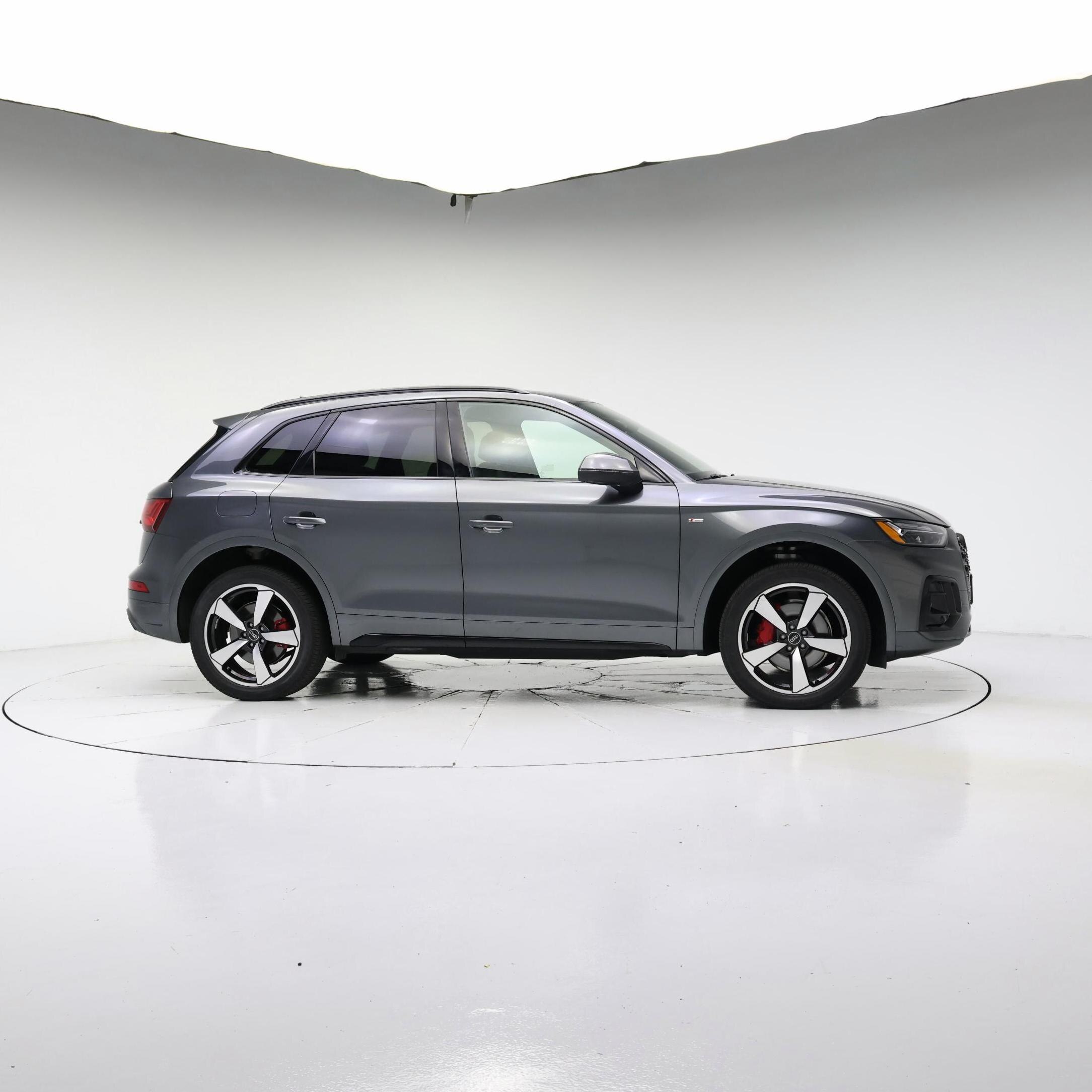 Thumbnail: 2024 Audi Q5 - 7