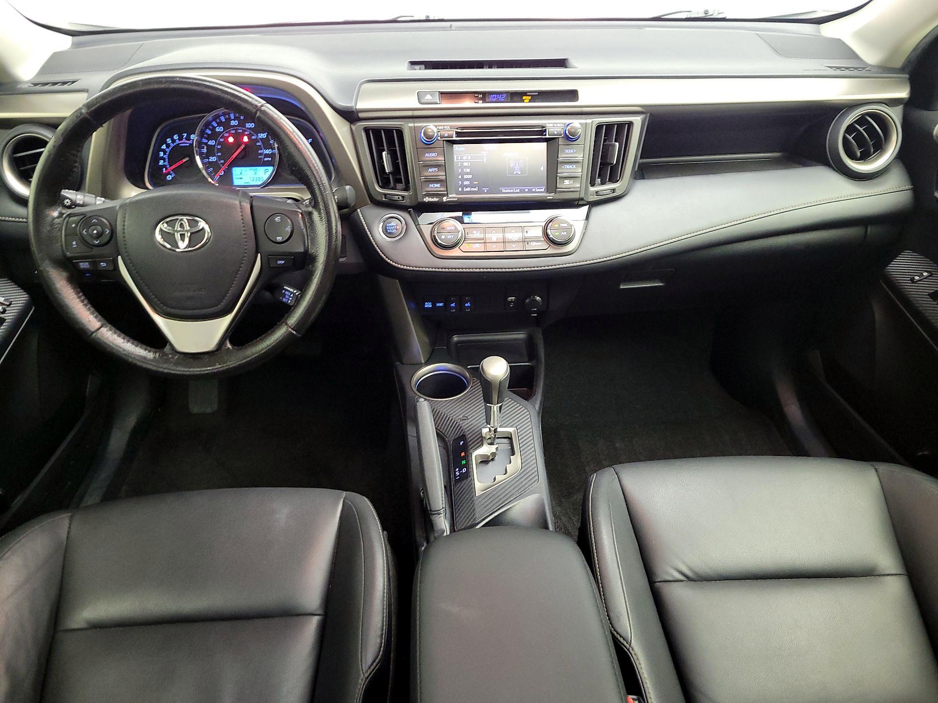 Thumbnail: 2015 Toyota RAV4 - 9