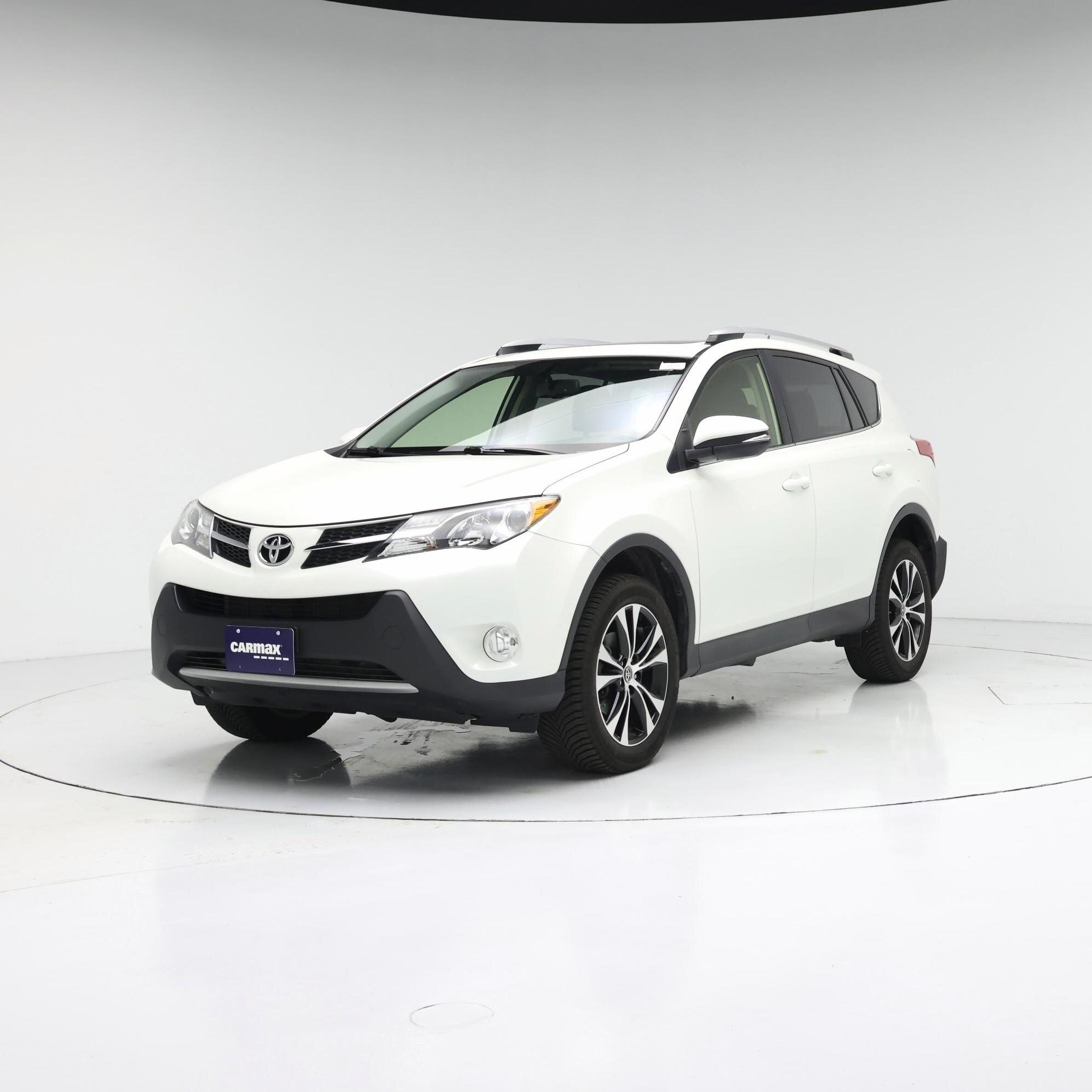 Thumbnail: 2015 Toyota RAV4 - 4