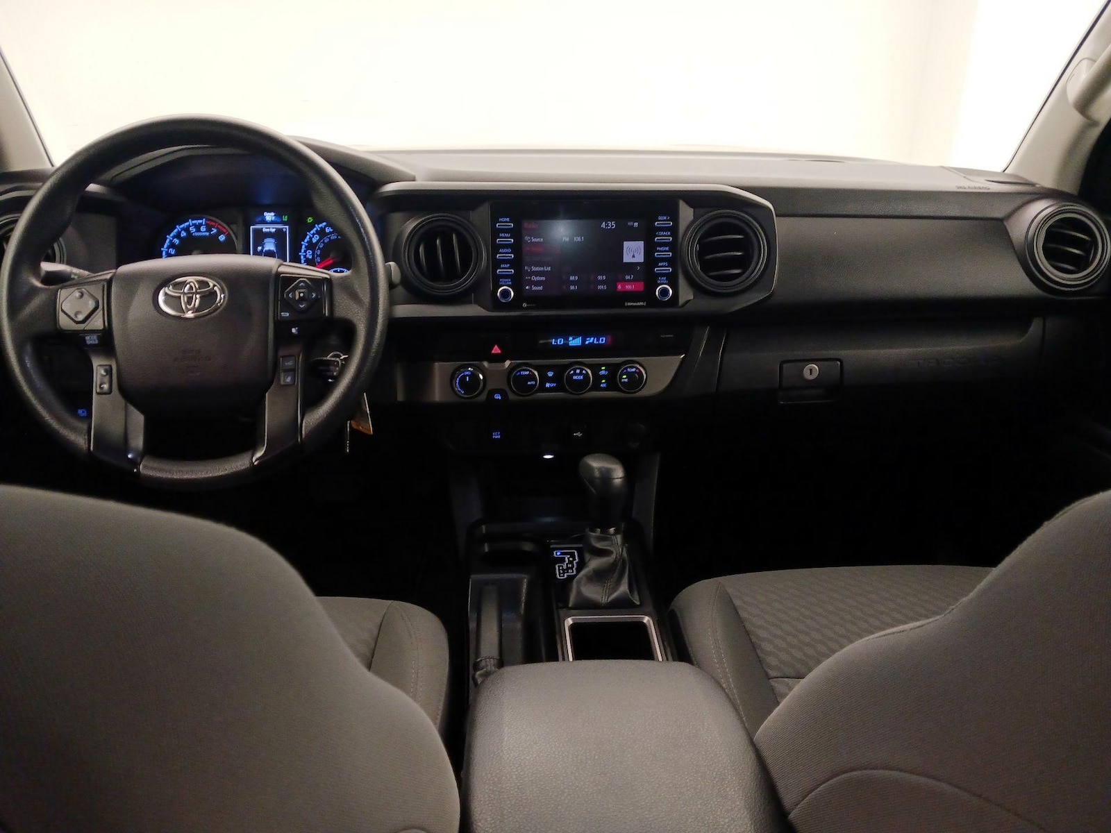 2022 Toyota Tacoma SR - Photo 10