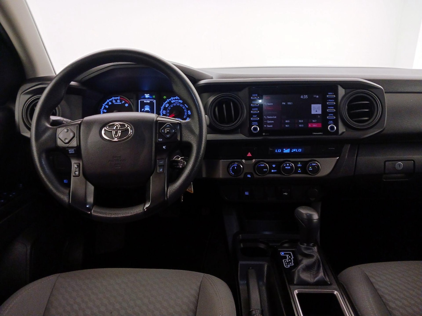 2022 Toyota Tacoma SR - Photo 11