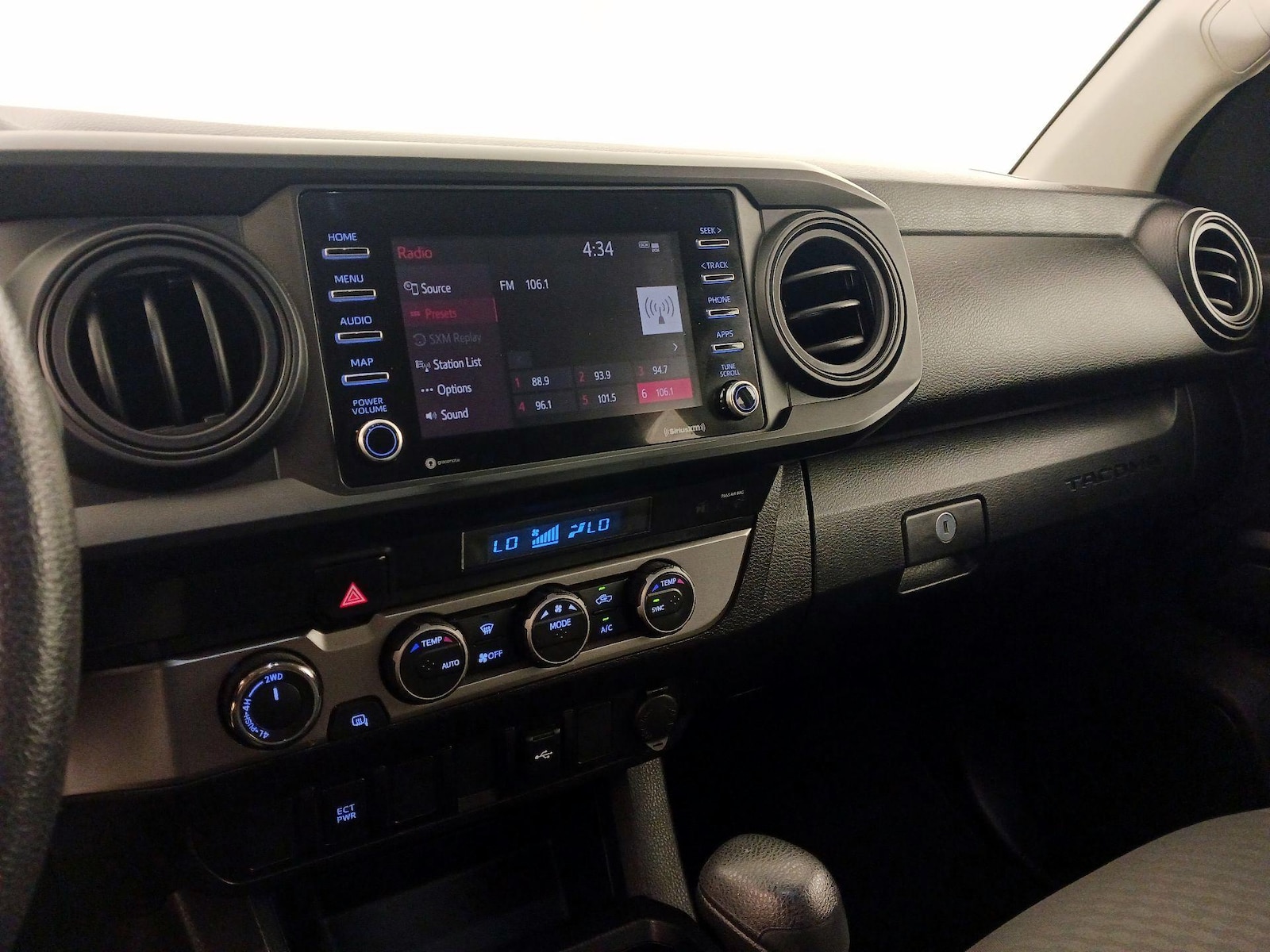 2022 Toyota Tacoma SR - Photo 16