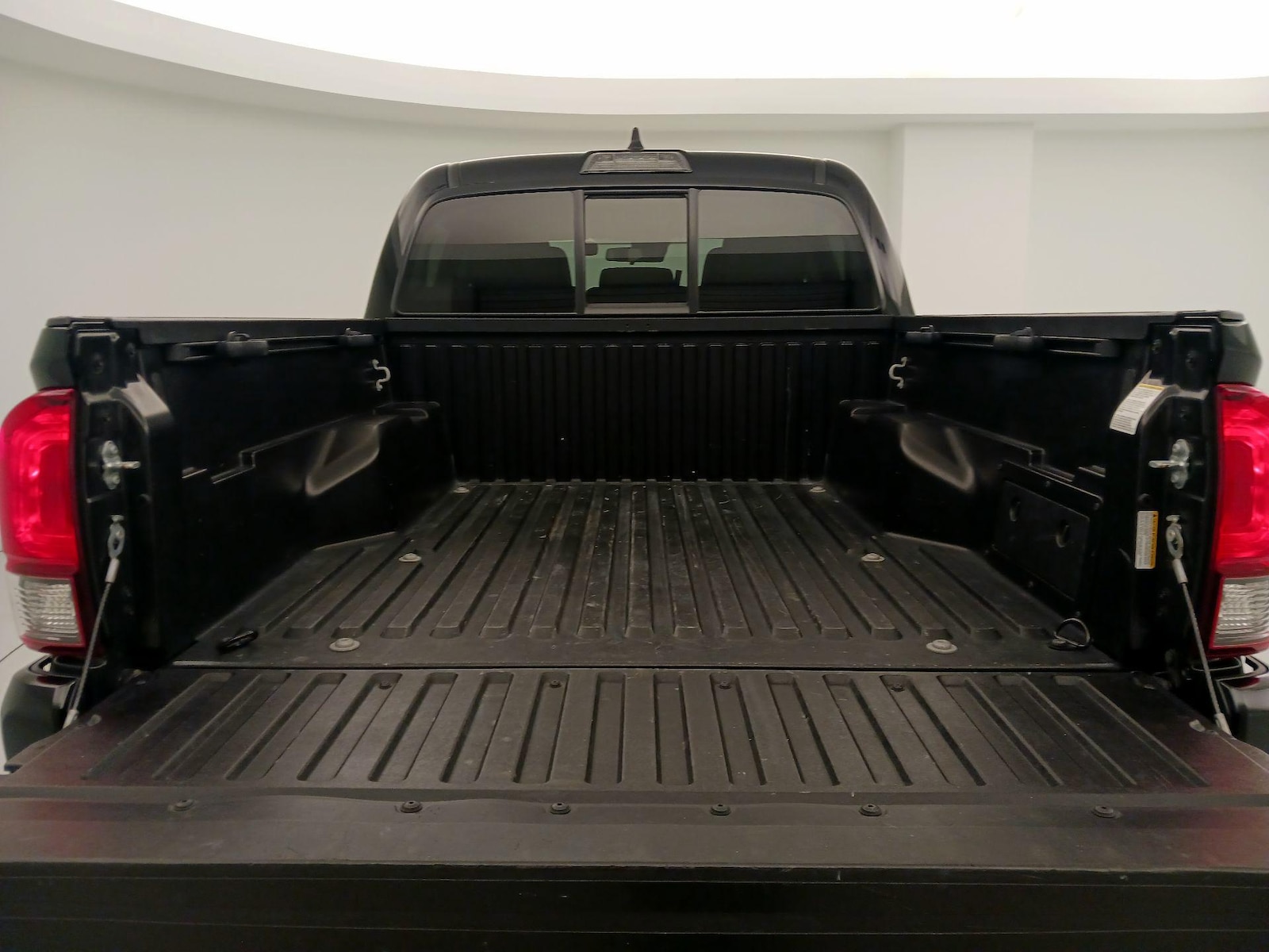 2022 Toyota Tacoma SR - Photo 21