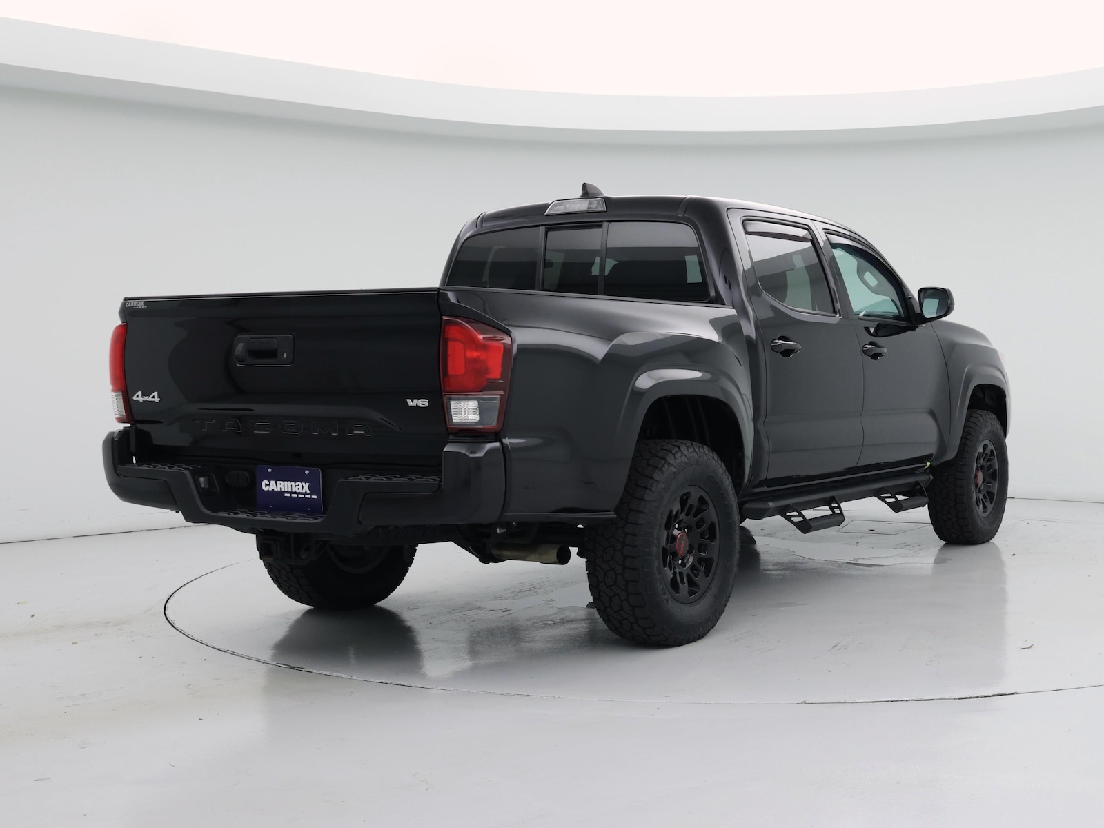 2022 Toyota Tacoma SR - Photo 9