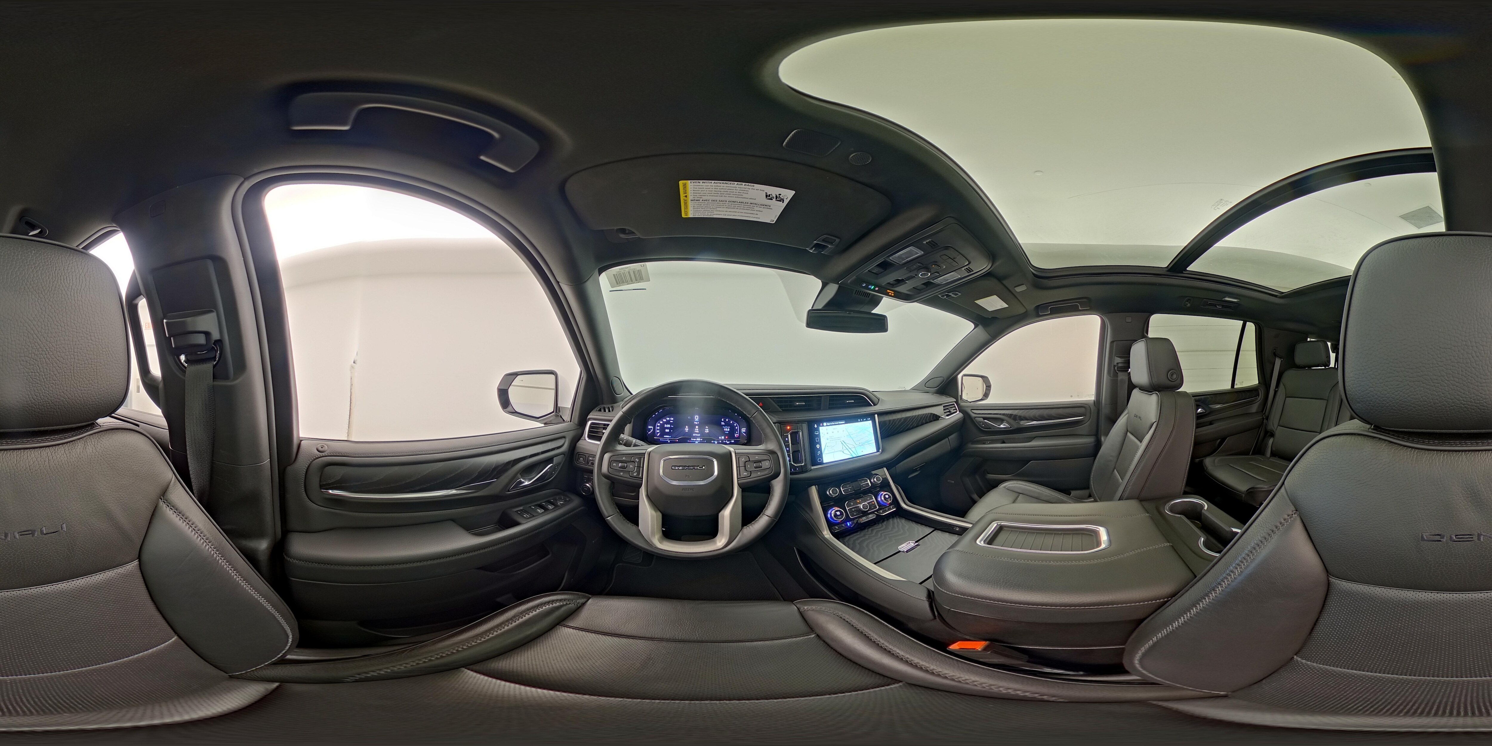 2024 GMC Yukon Denali - Photo 31