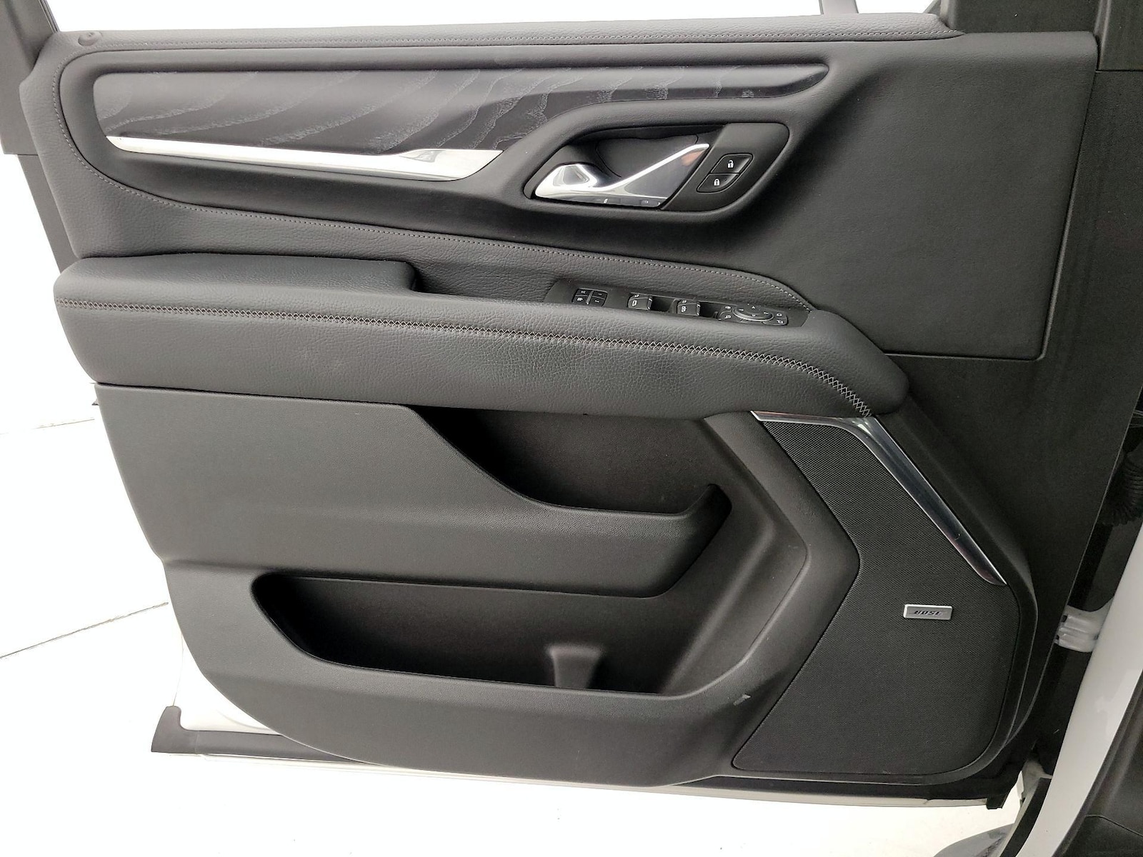 2024 GMC Yukon Denali - Photo 13