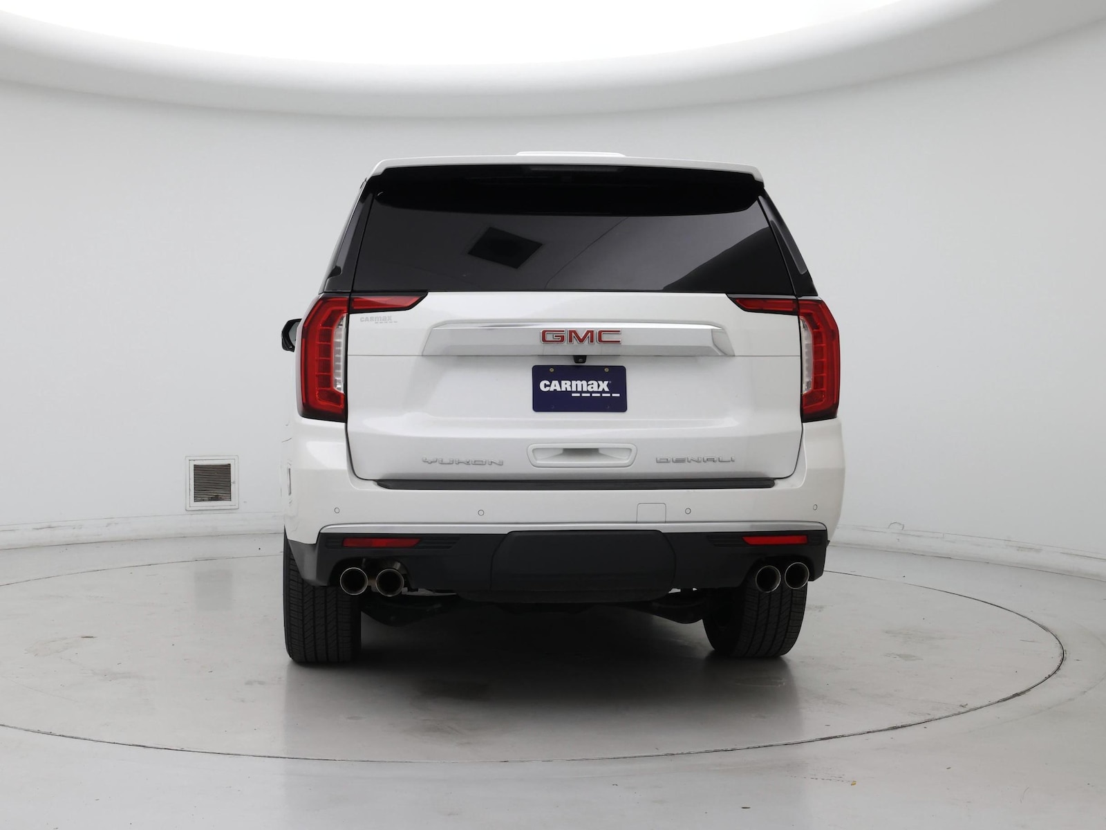 2024 GMC Yukon Denali - Photo 7