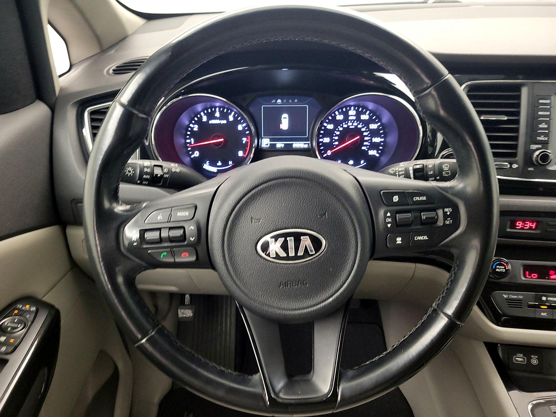 Thumbnail: 2018 Kia Sedona - 10