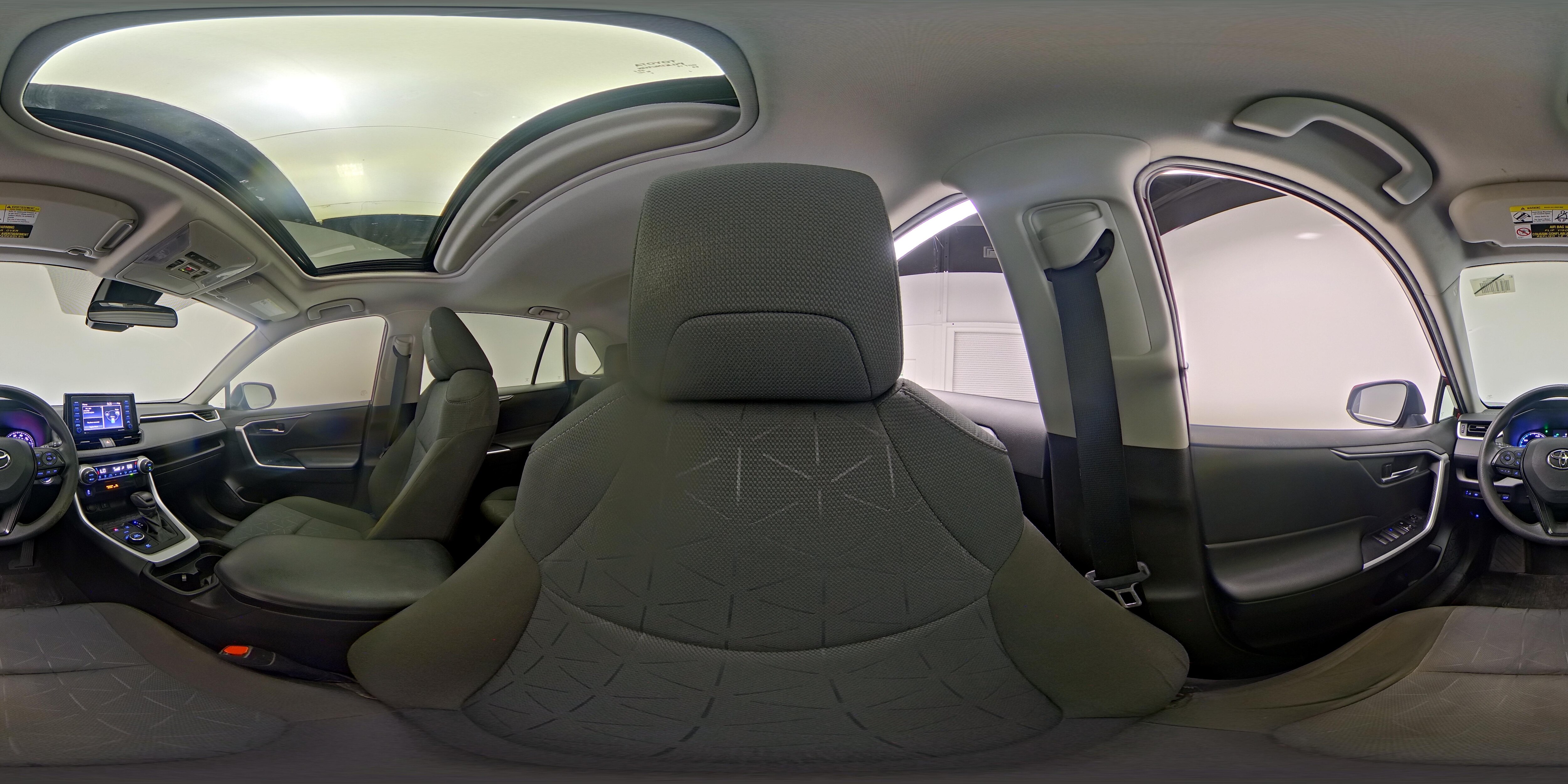 2021 Toyota RAV4 XLE - Photo 27