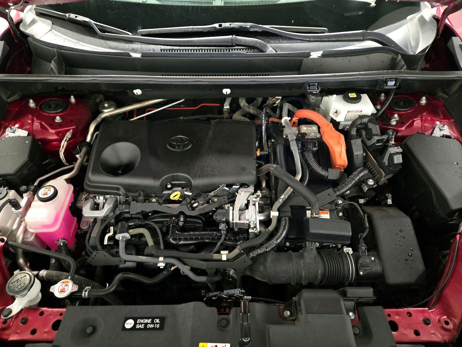 2021 Toyota RAV4 XLE - Photo 23