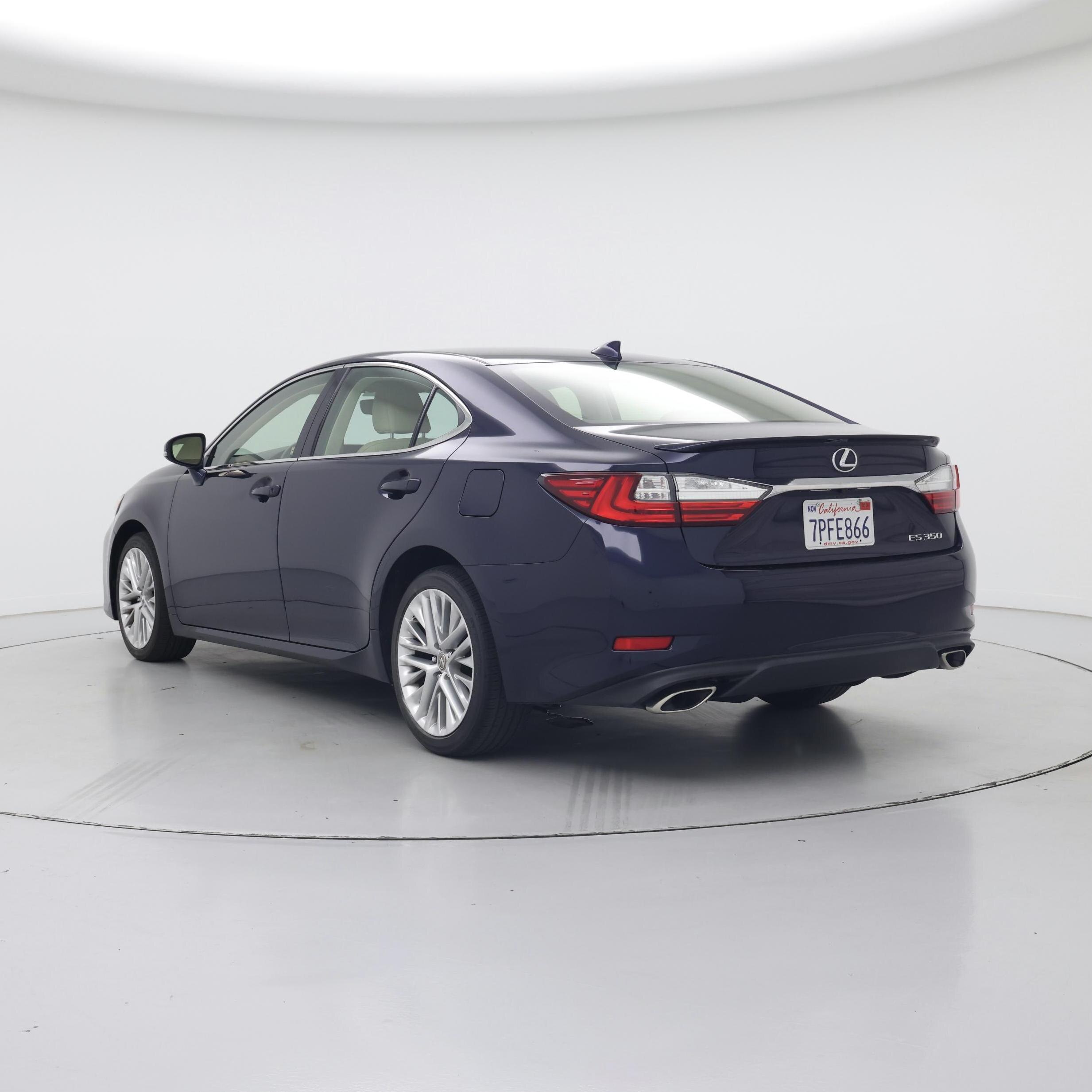 Thumbnail: 2016 Lexus ES - 2
