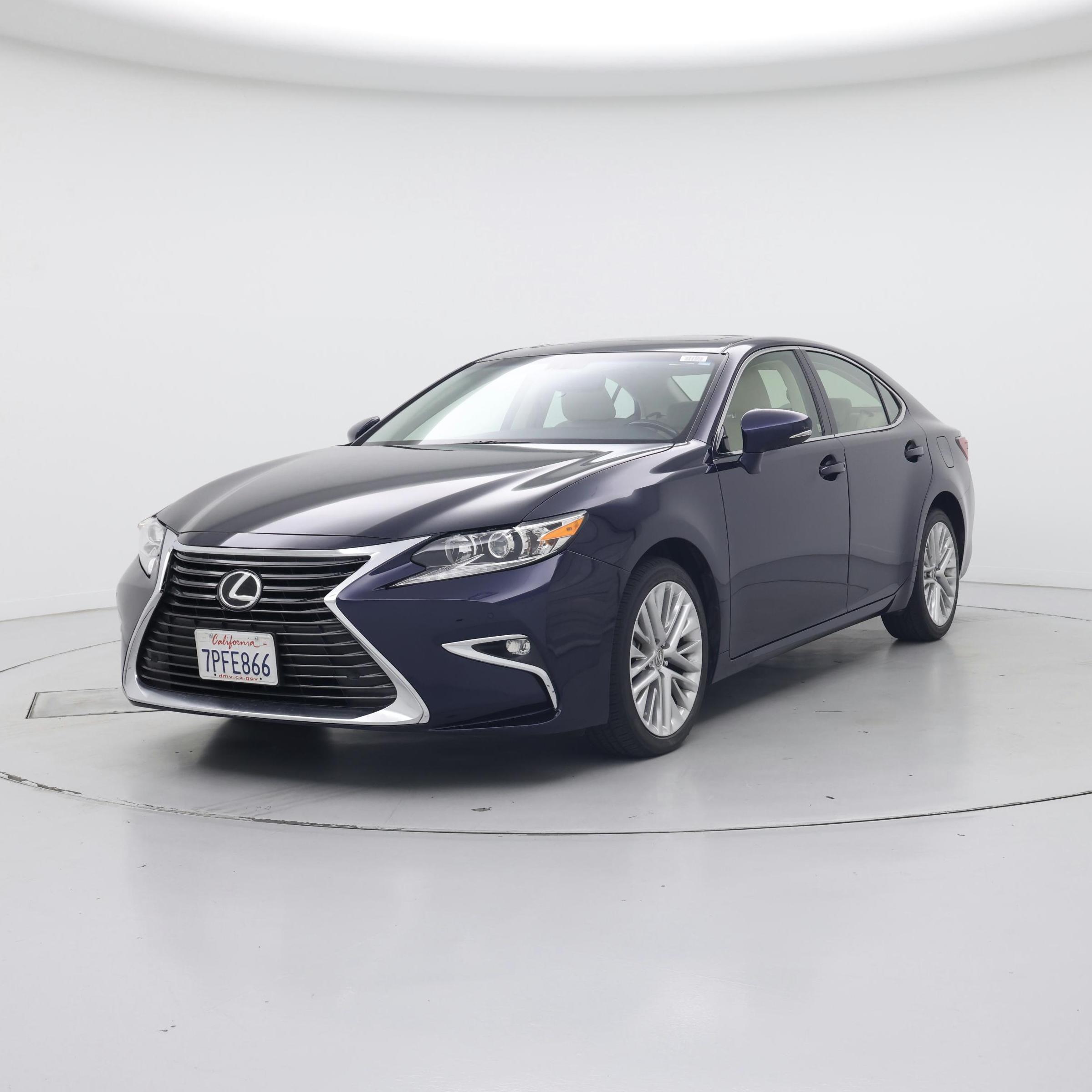 Thumbnail: 2016 Lexus ES - 4