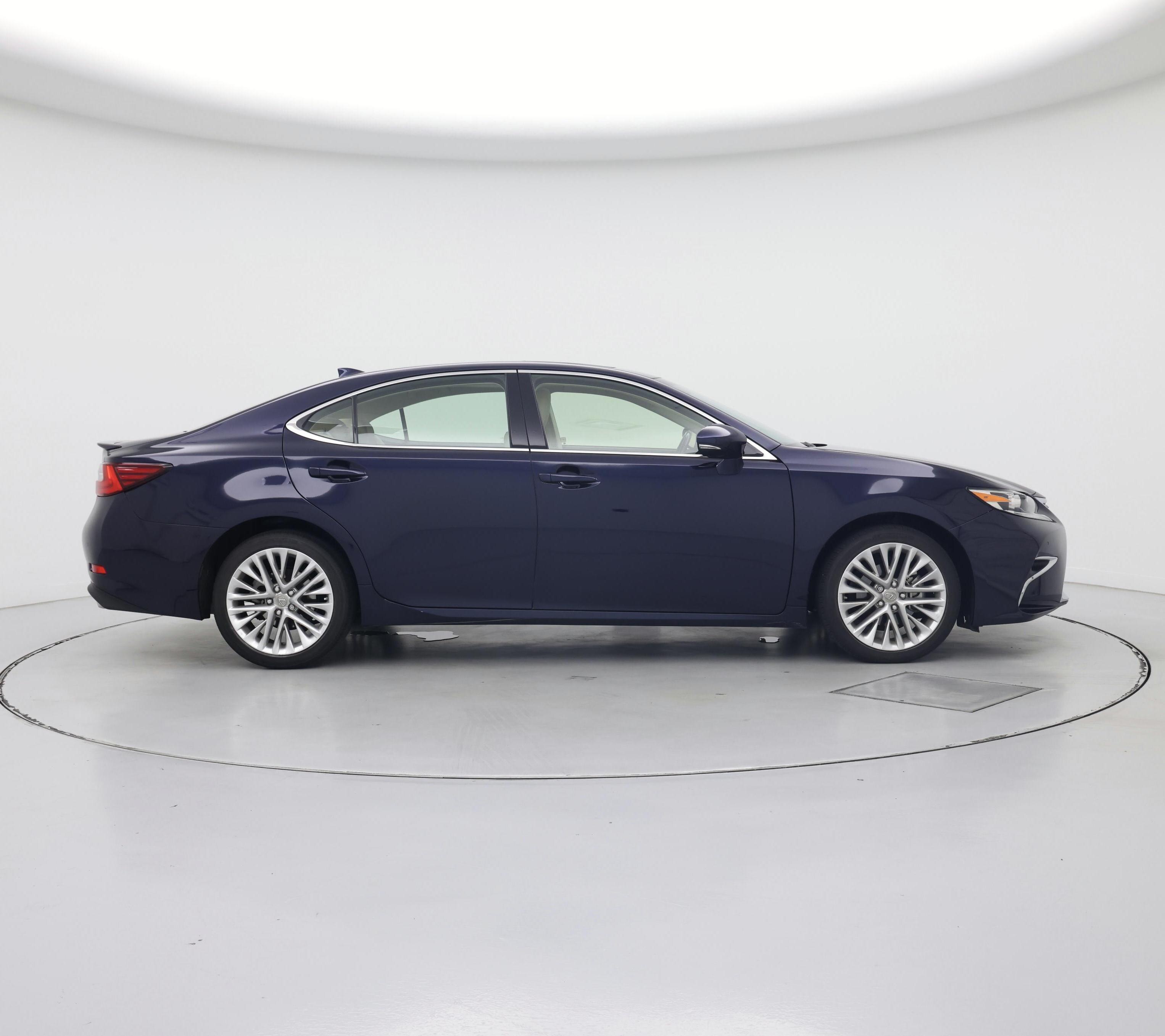 Thumbnail: 2016 Lexus ES - 7