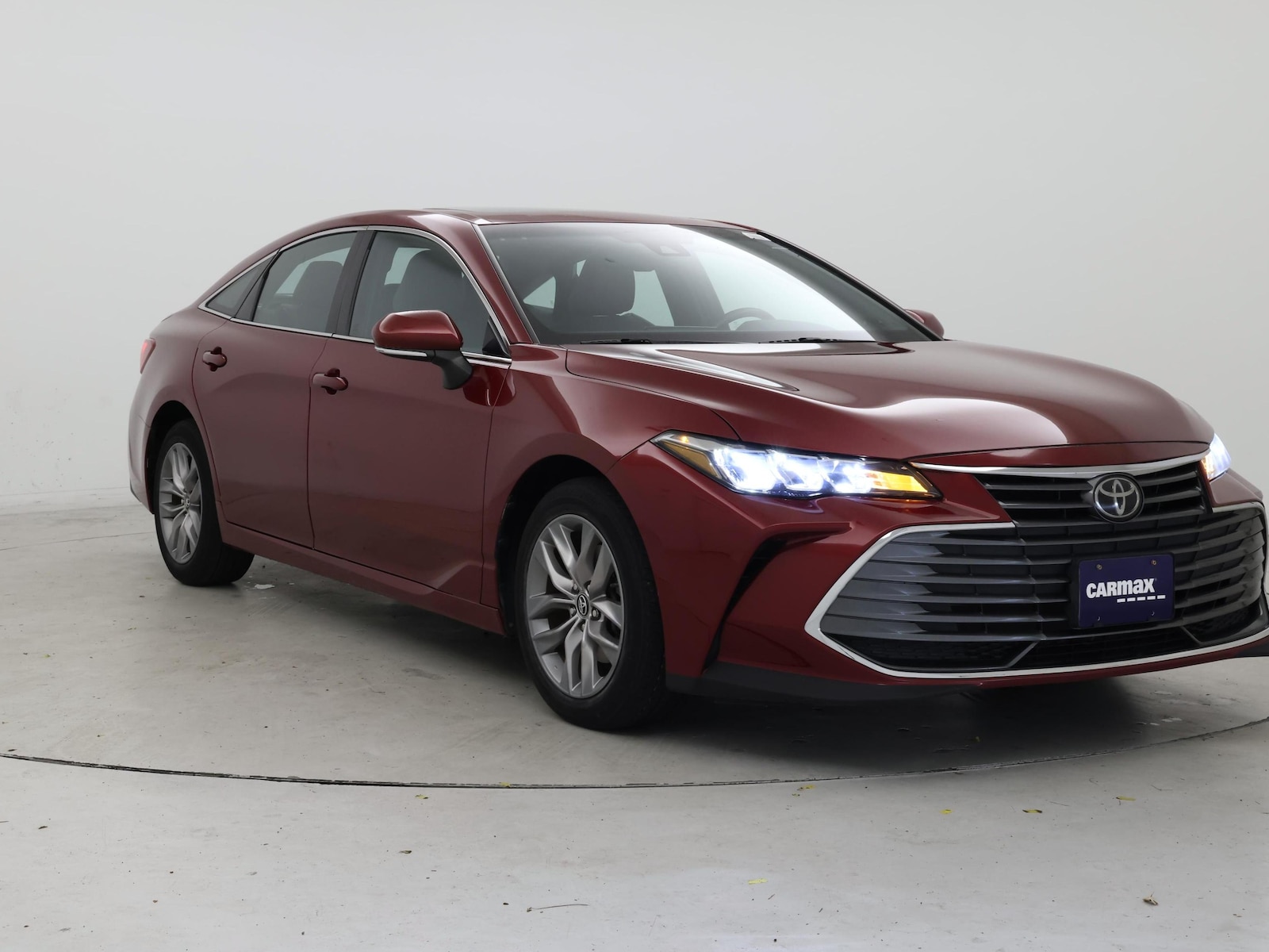 2019 Toyota Avalon XLE - Photo 2