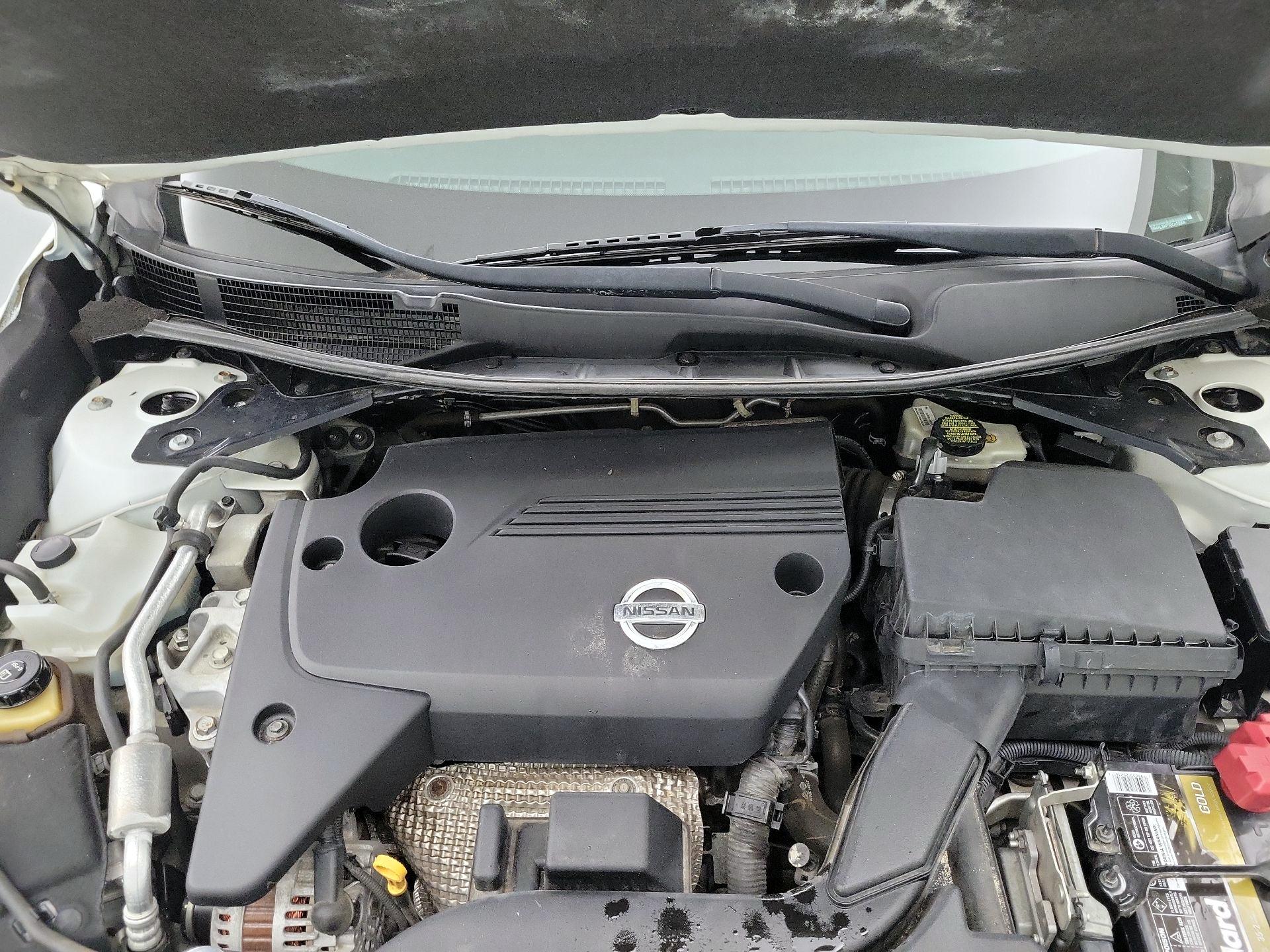 Thumbnail: 2014 Nissan Altima - 20