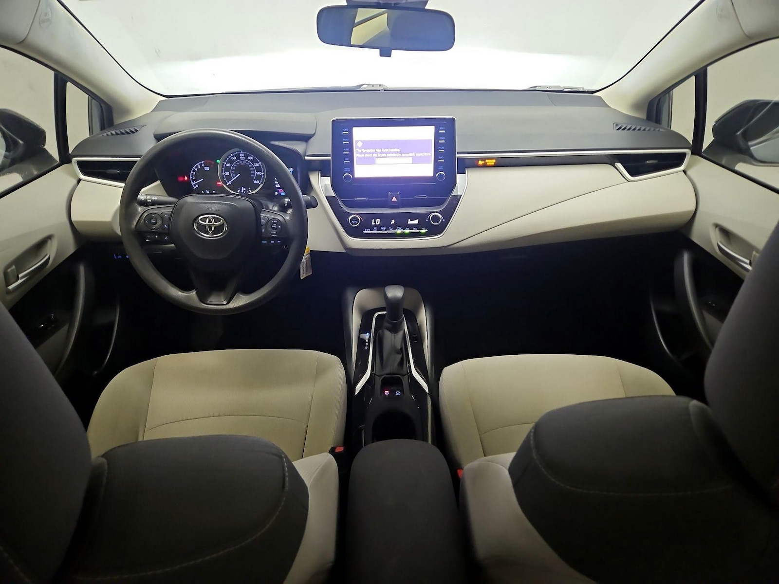 2020 Toyota Corolla LE - Photo 10