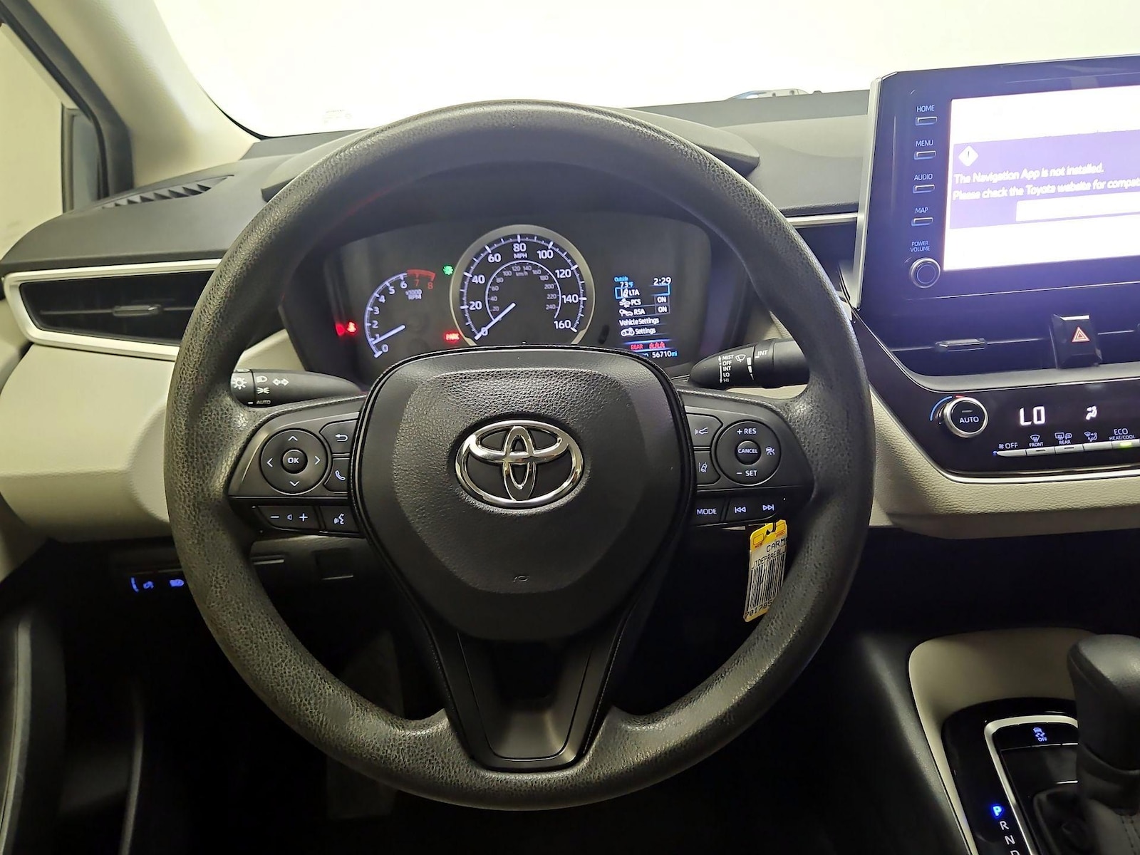 2020 Toyota Corolla LE - Photo 11