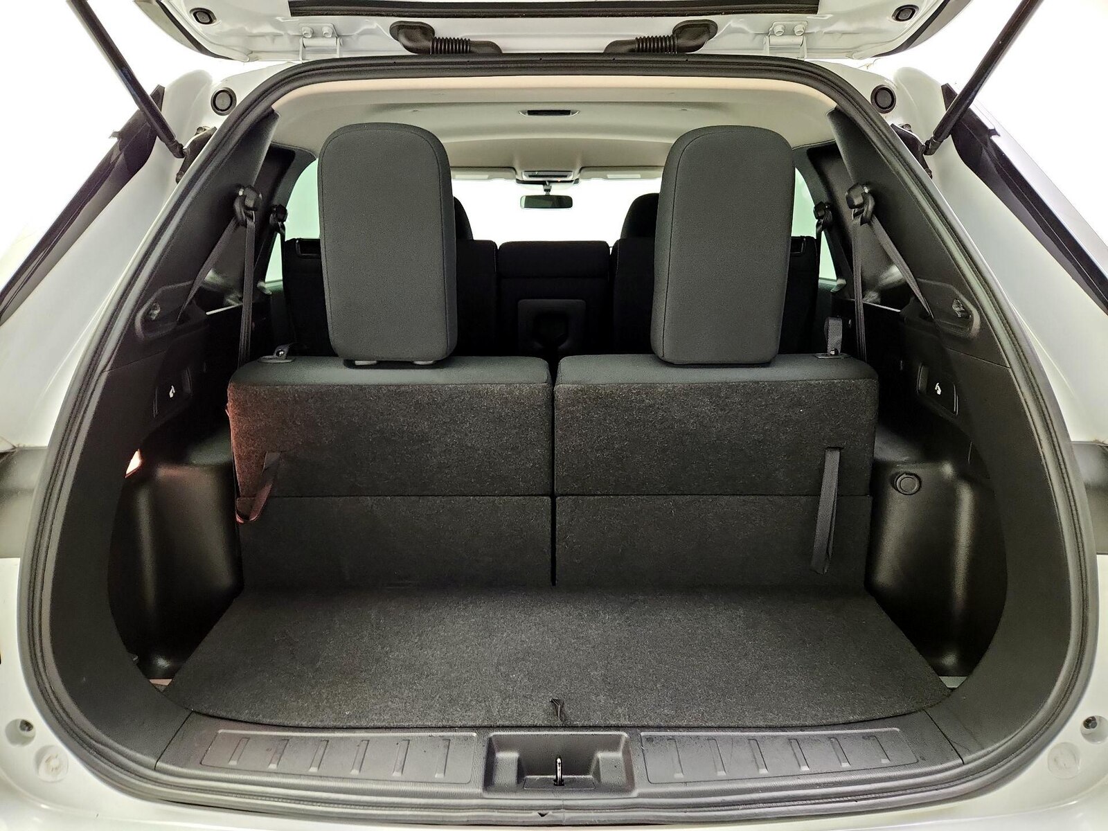 2023 Mitsubishi Outlander ES - Photo 20