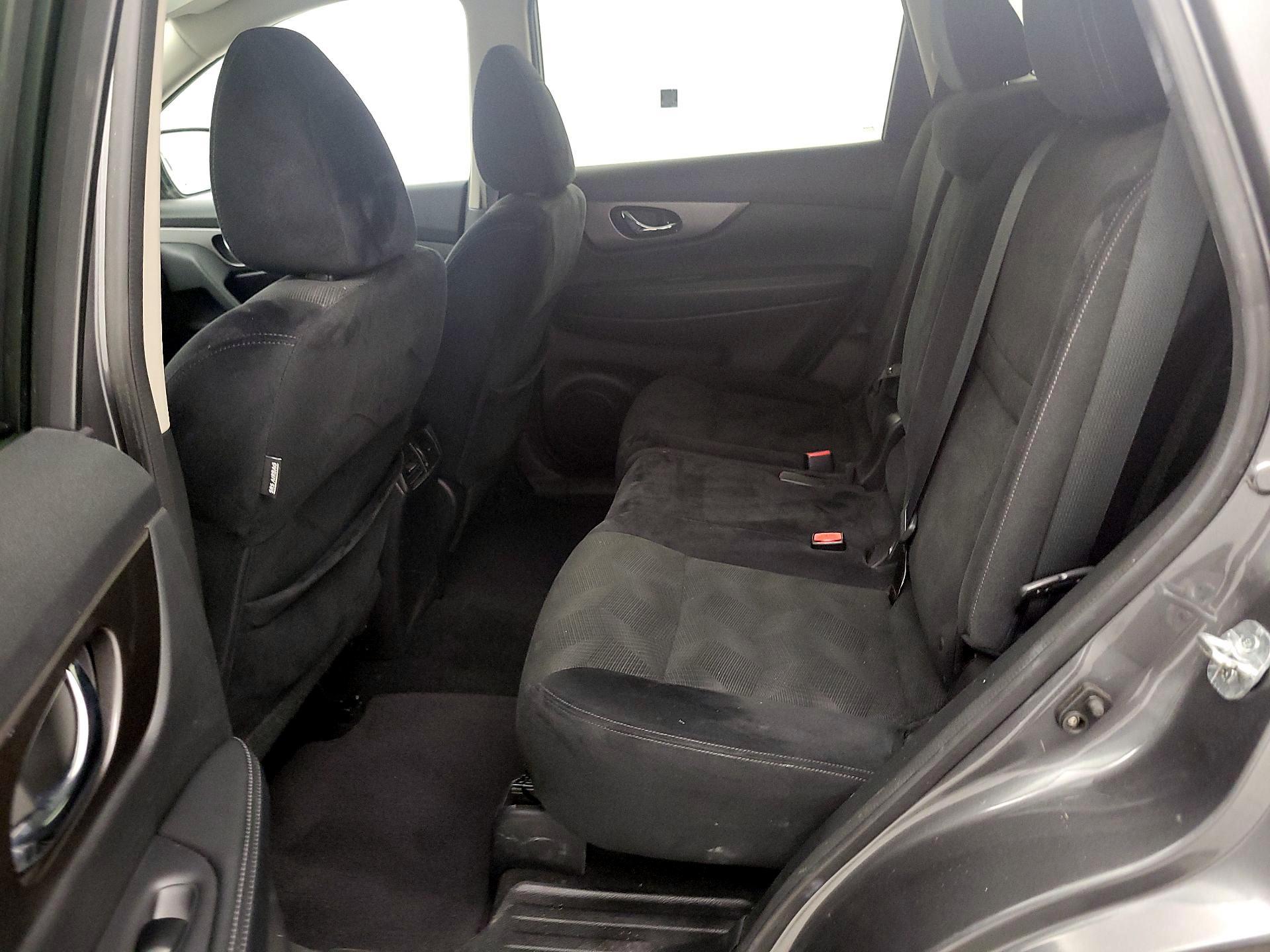 Thumbnail: 2014 Nissan Rogue - 17