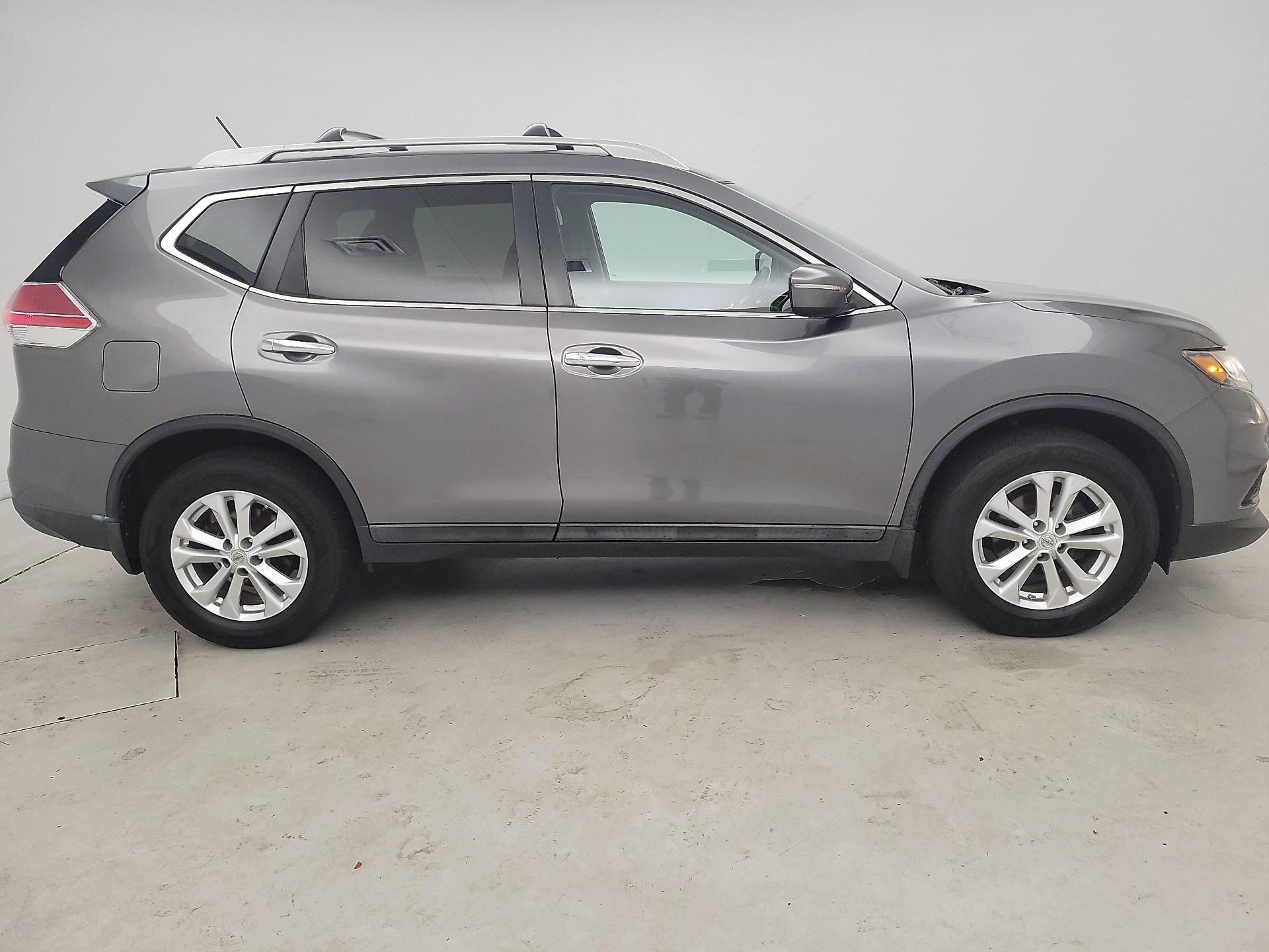 Thumbnail: 2014 Nissan Rogue - 4