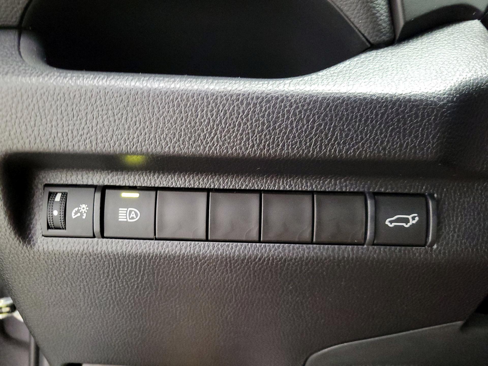 Thumbnail: 2024 Toyota RAV4 - 13