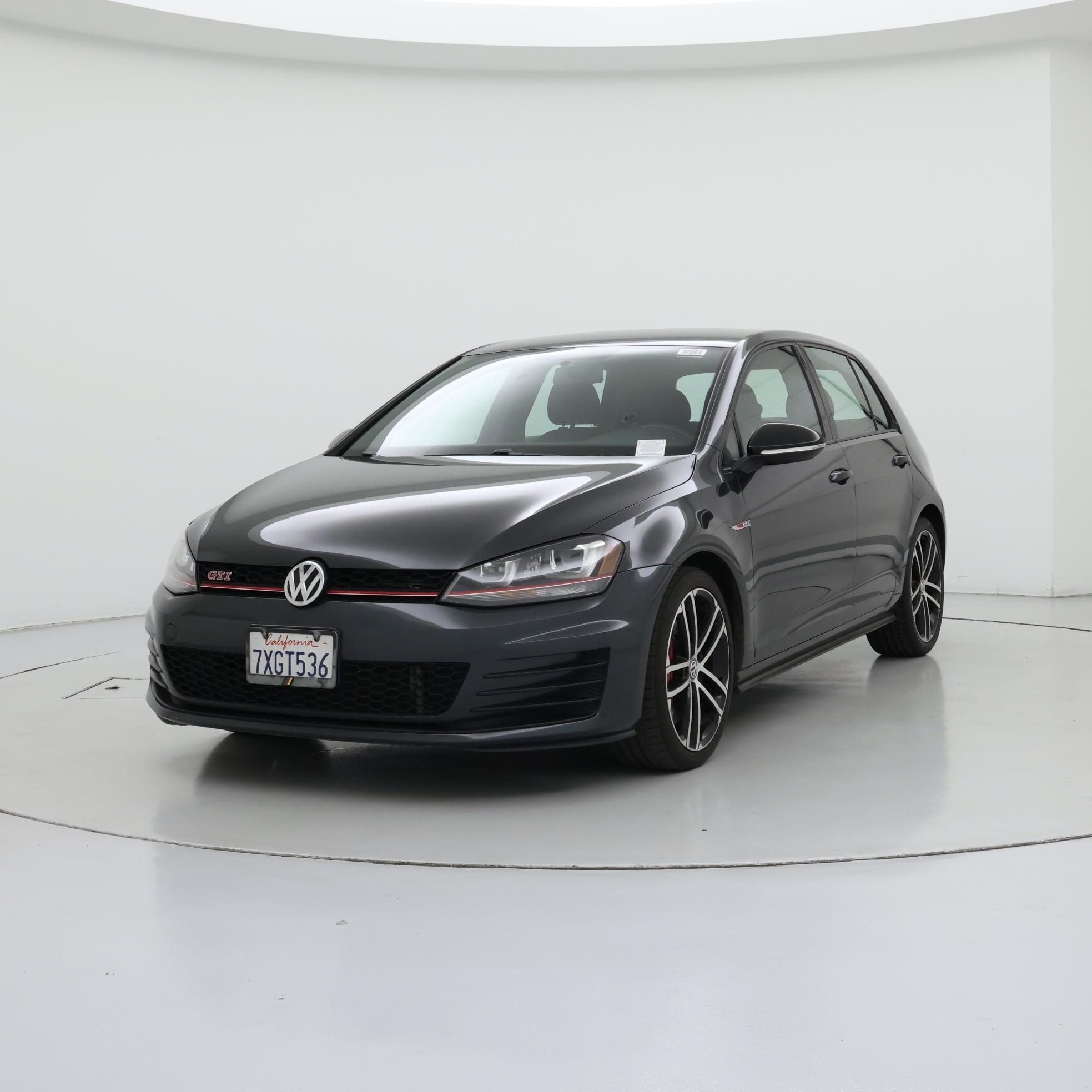 Thumbnail: 2017 Volkswagen Golf - 4