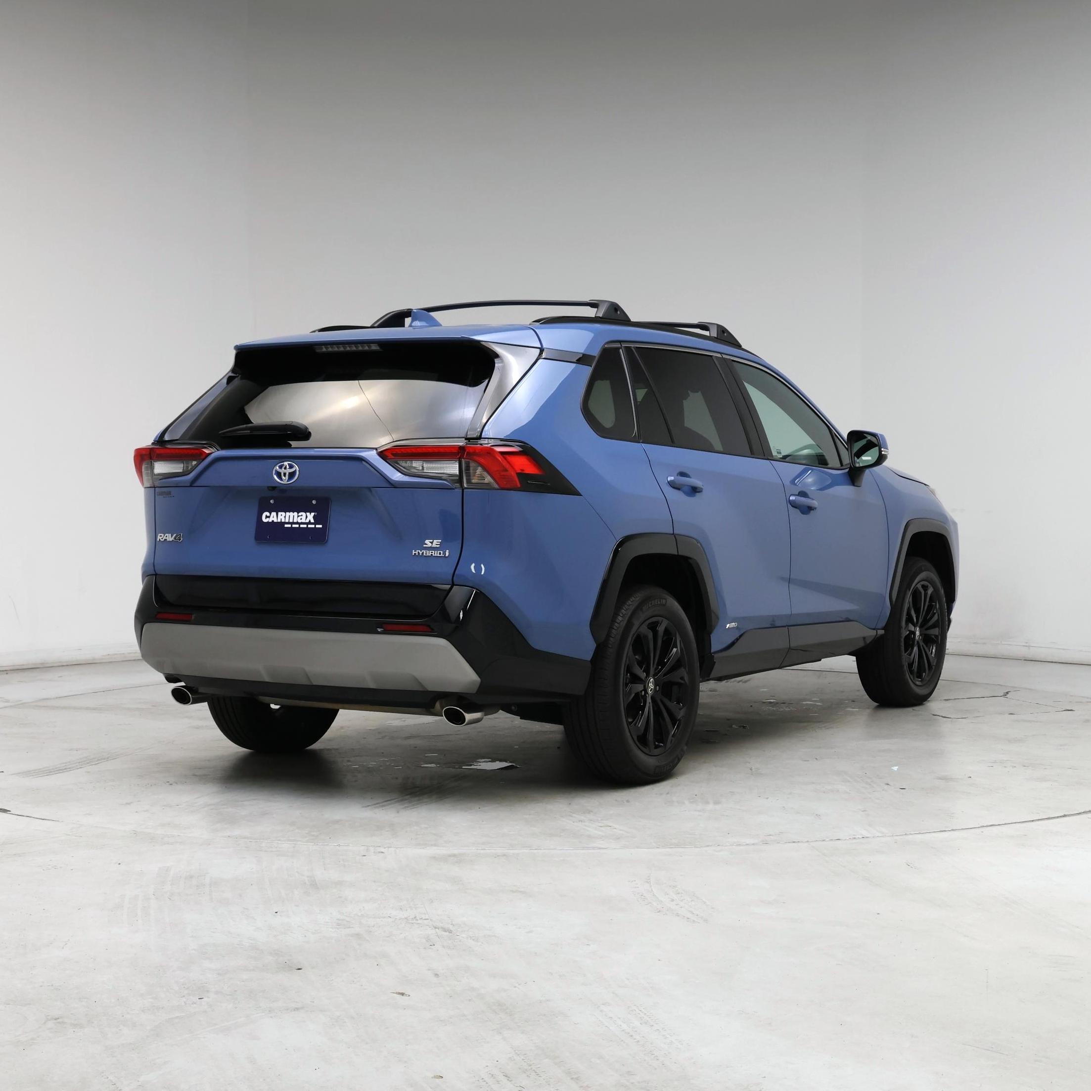 Thumbnail: 2024 Toyota RAV4 - 8