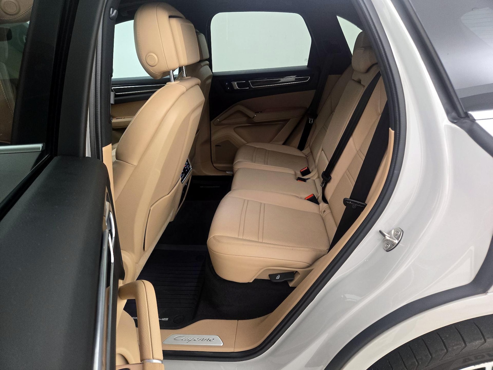 Rear Air Conditioning