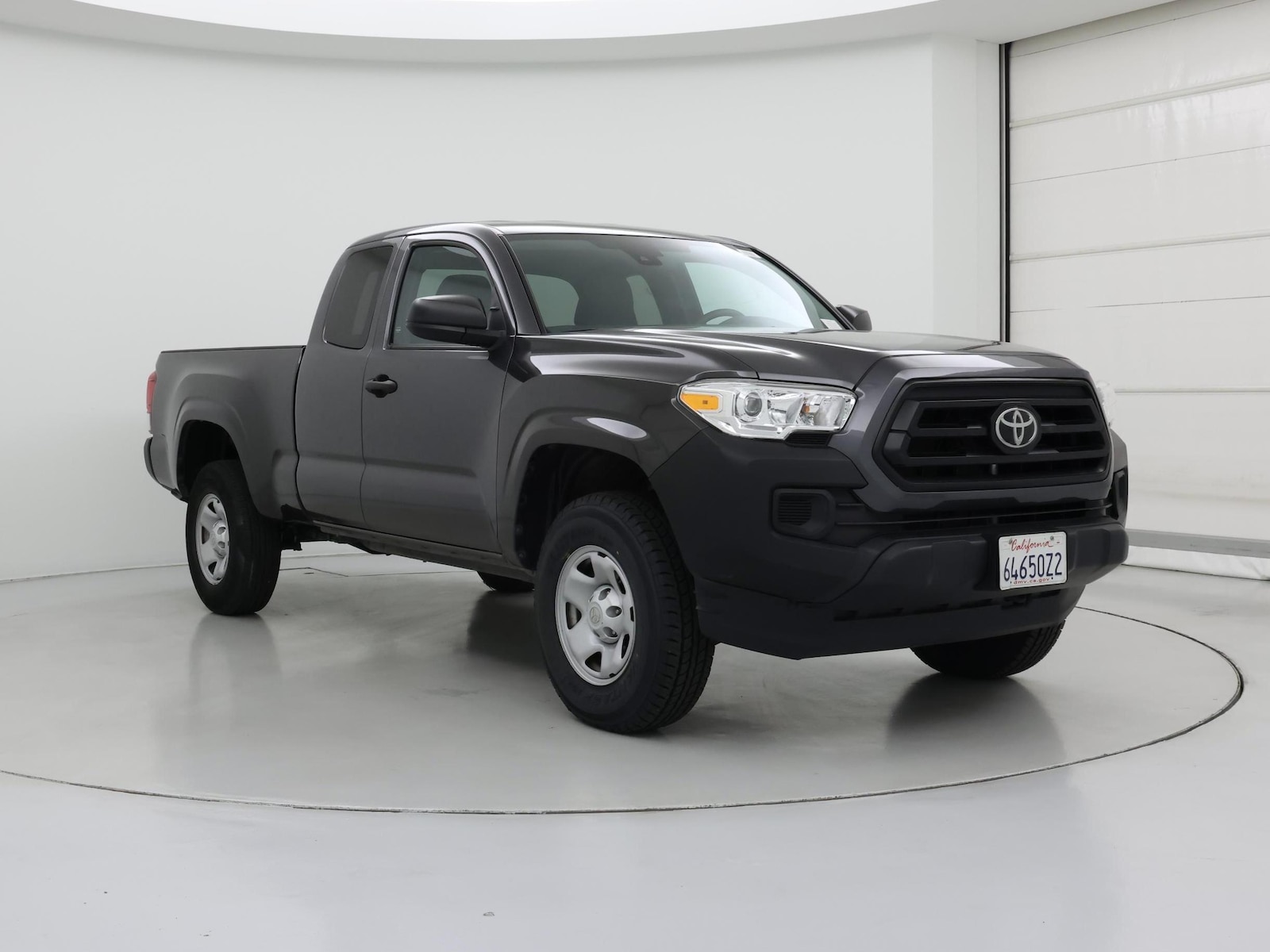 2020 Toyota Tacoma SR - Photo 2