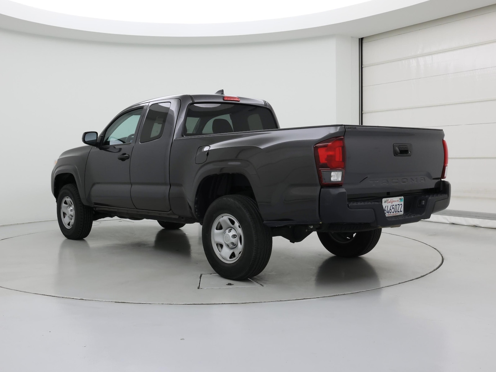 2020 Toyota Tacoma SR - Photo 3