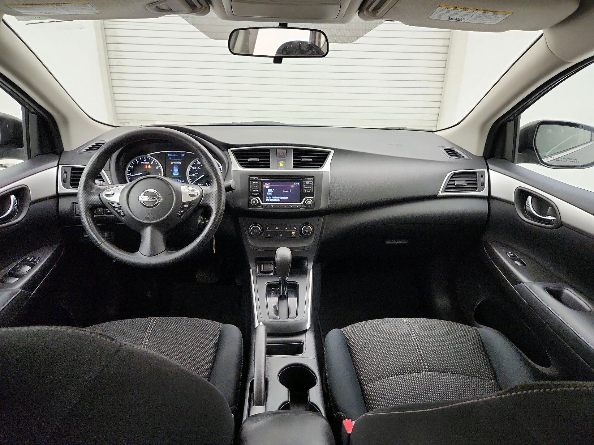 Thumbnail: 2018 Nissan Sentra - 9