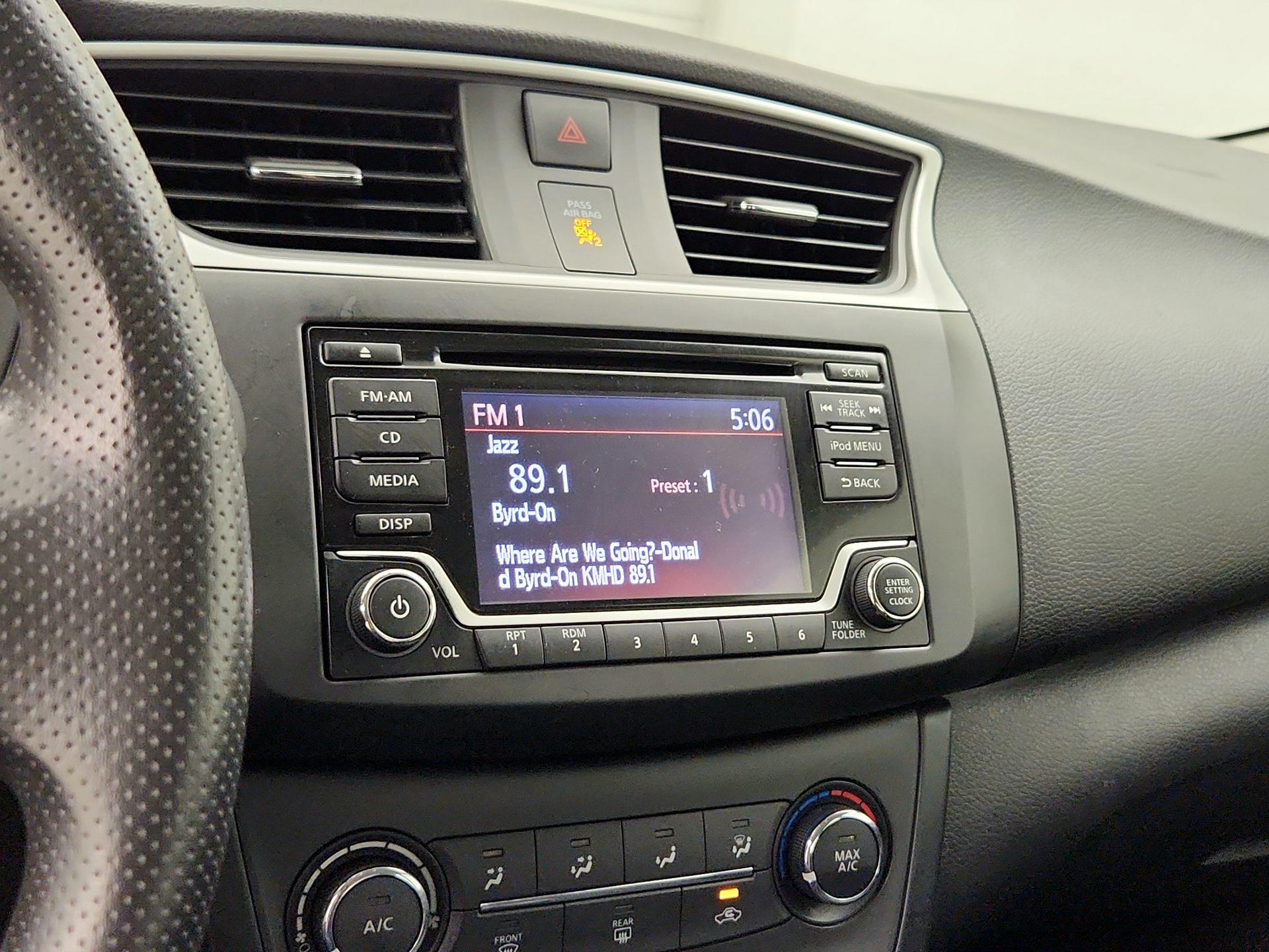 Thumbnail: 2018 Nissan Sentra - 15