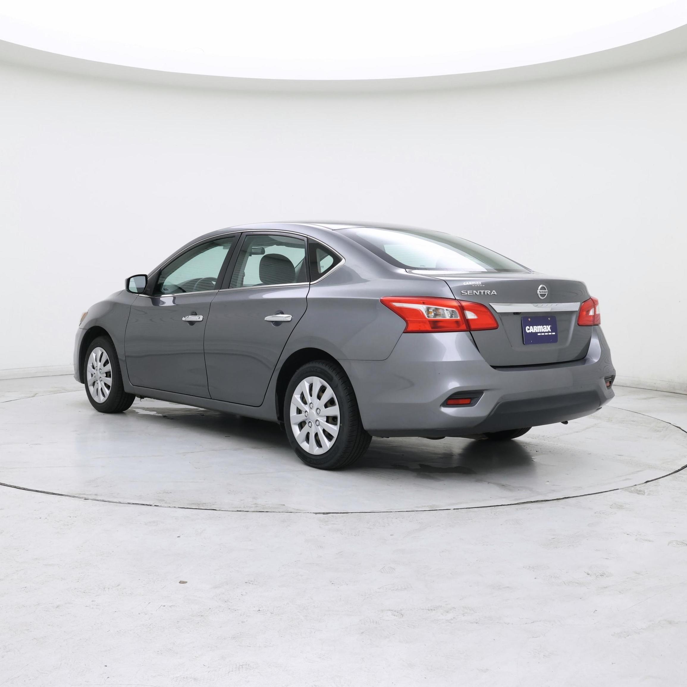 Thumbnail: 2018 Nissan Sentra - 2