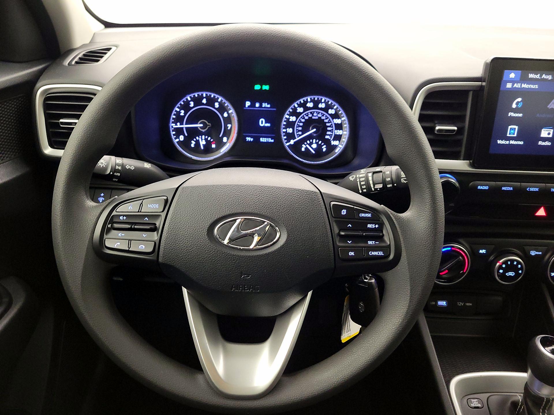 Thumbnail: 2022 Hyundai Venue - 10