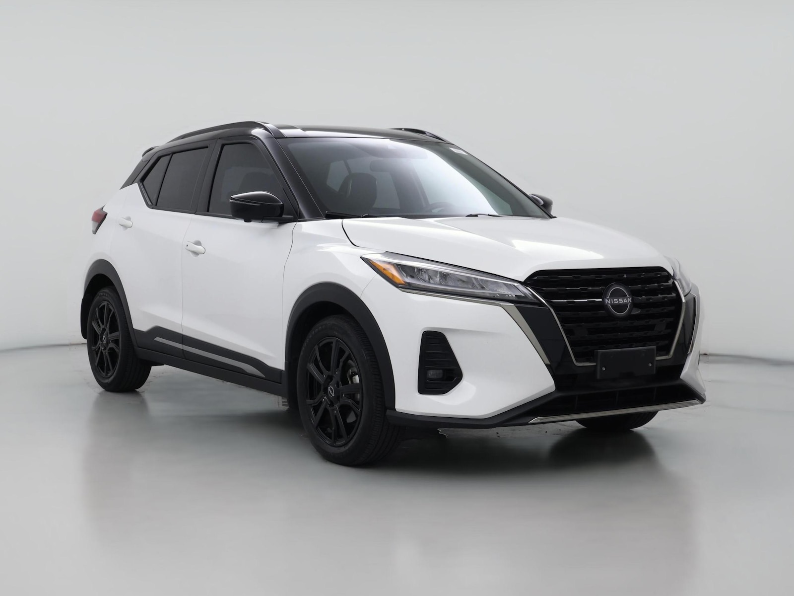 2023 Nissan Kicks